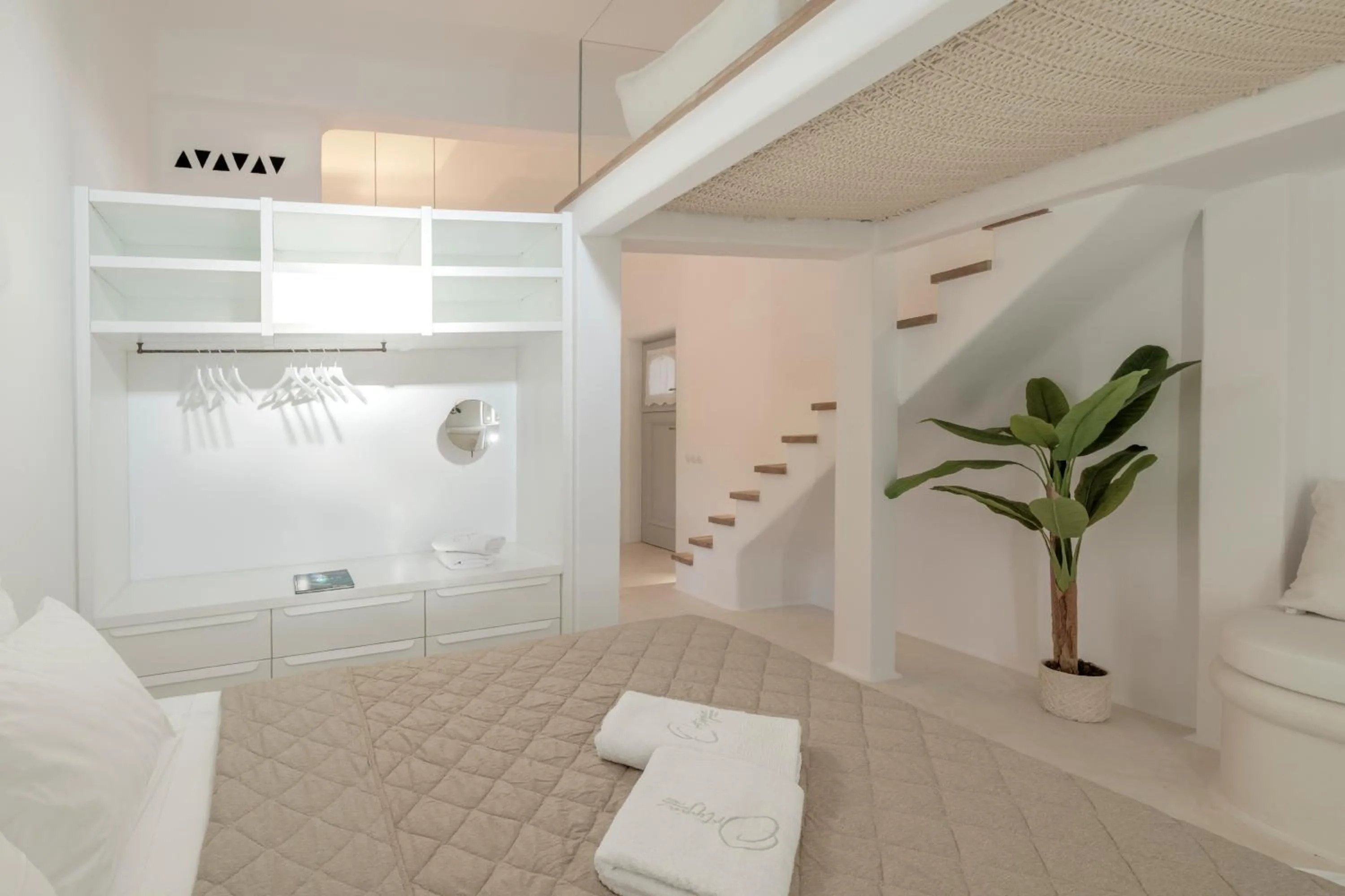 Bed in Ortygia Suites