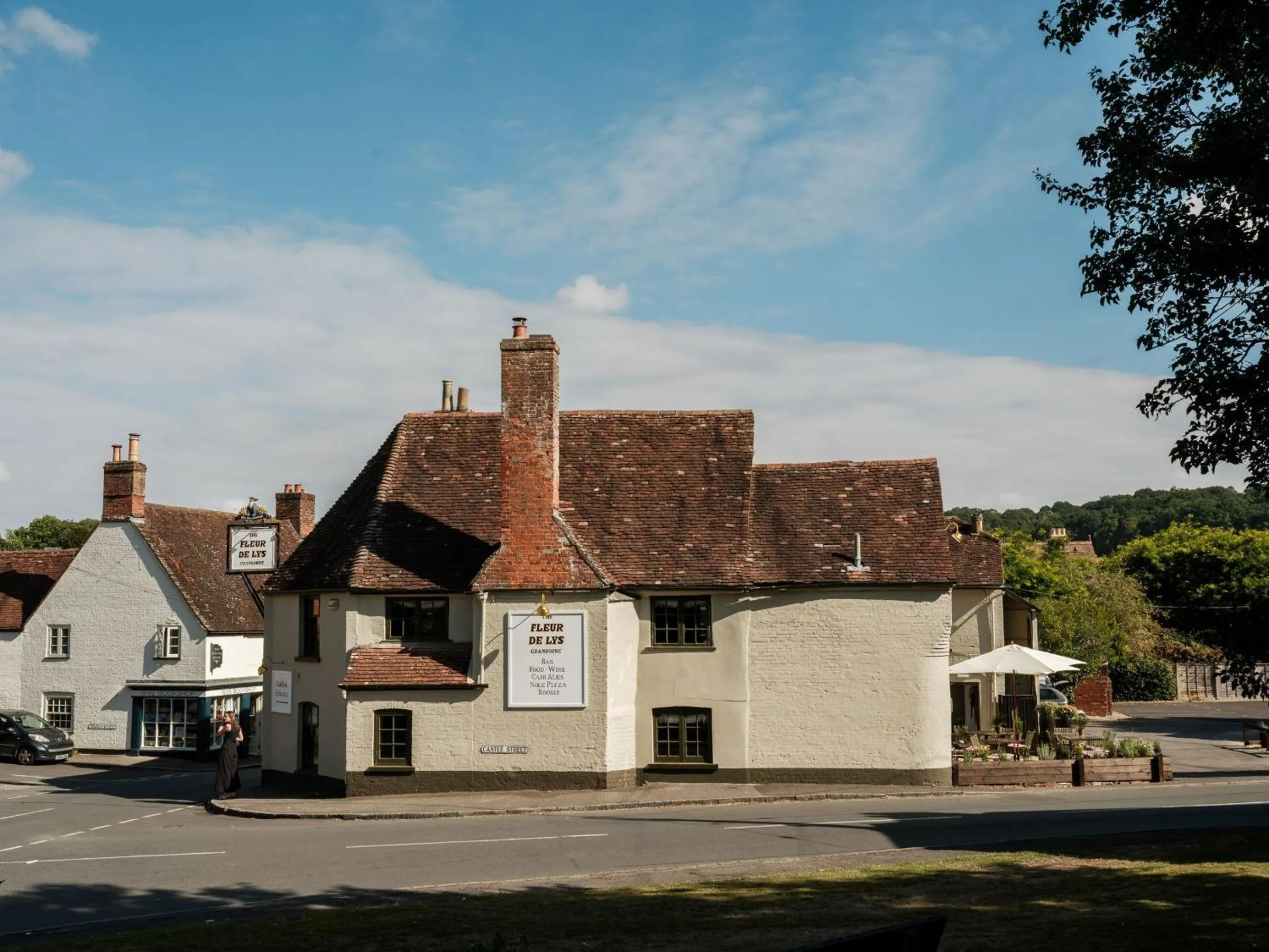 Property building in The Fleur de Lys