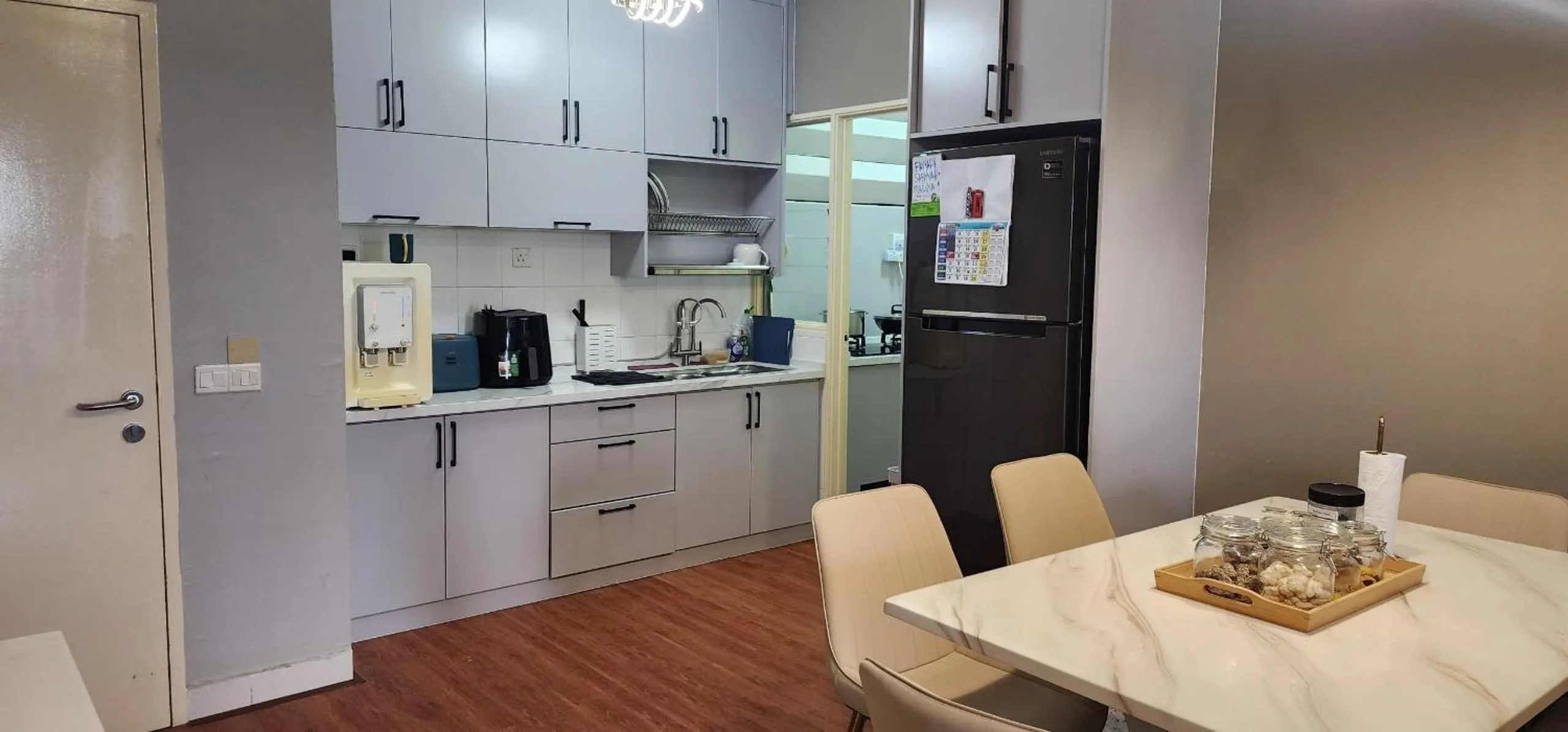 Kitchen or kitchenette in D'Camellia Ecohill Homestay