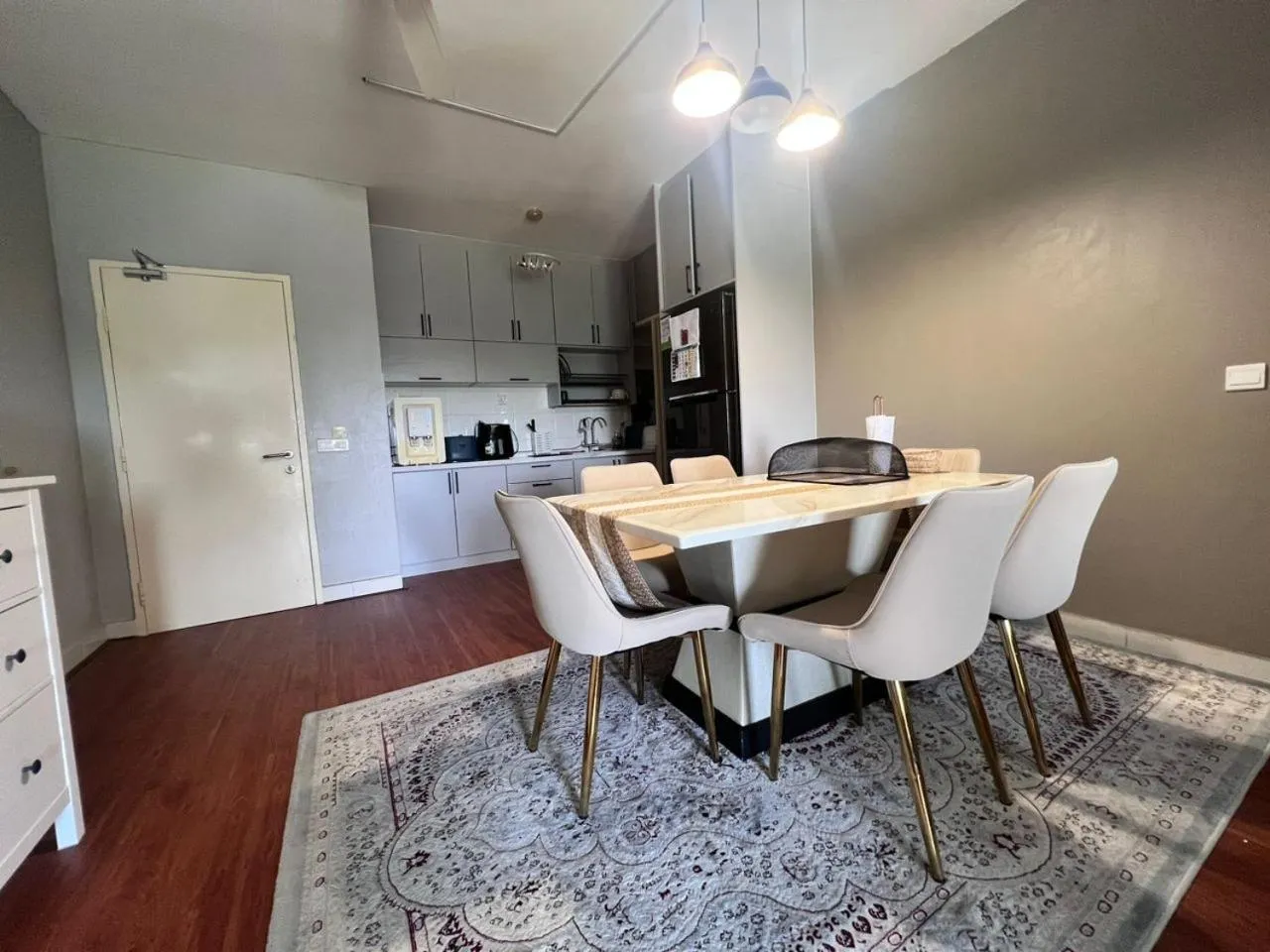 Kitchen or kitchenette in D'Camellia Ecohill Homestay