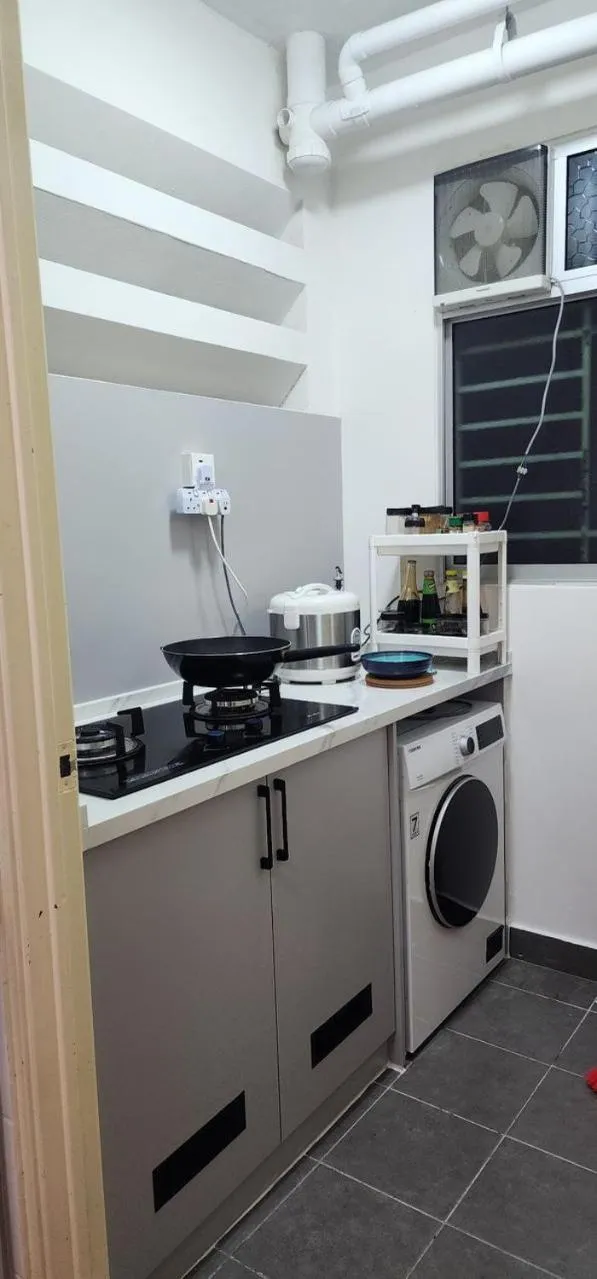 Kitchen or kitchenette in D'Camellia Ecohill Homestay