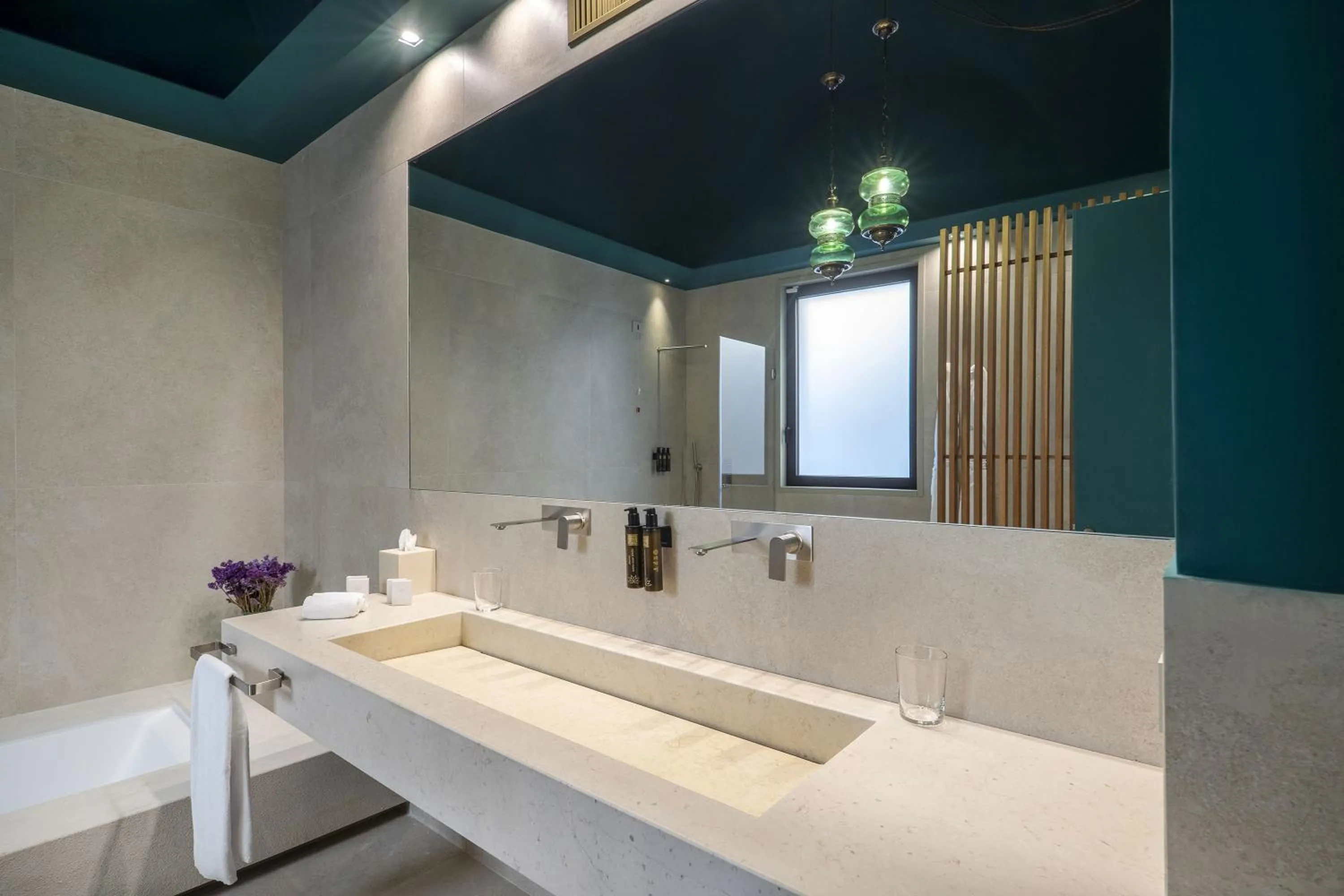Bathroom in Fiermonte Museum by La Fiermontina