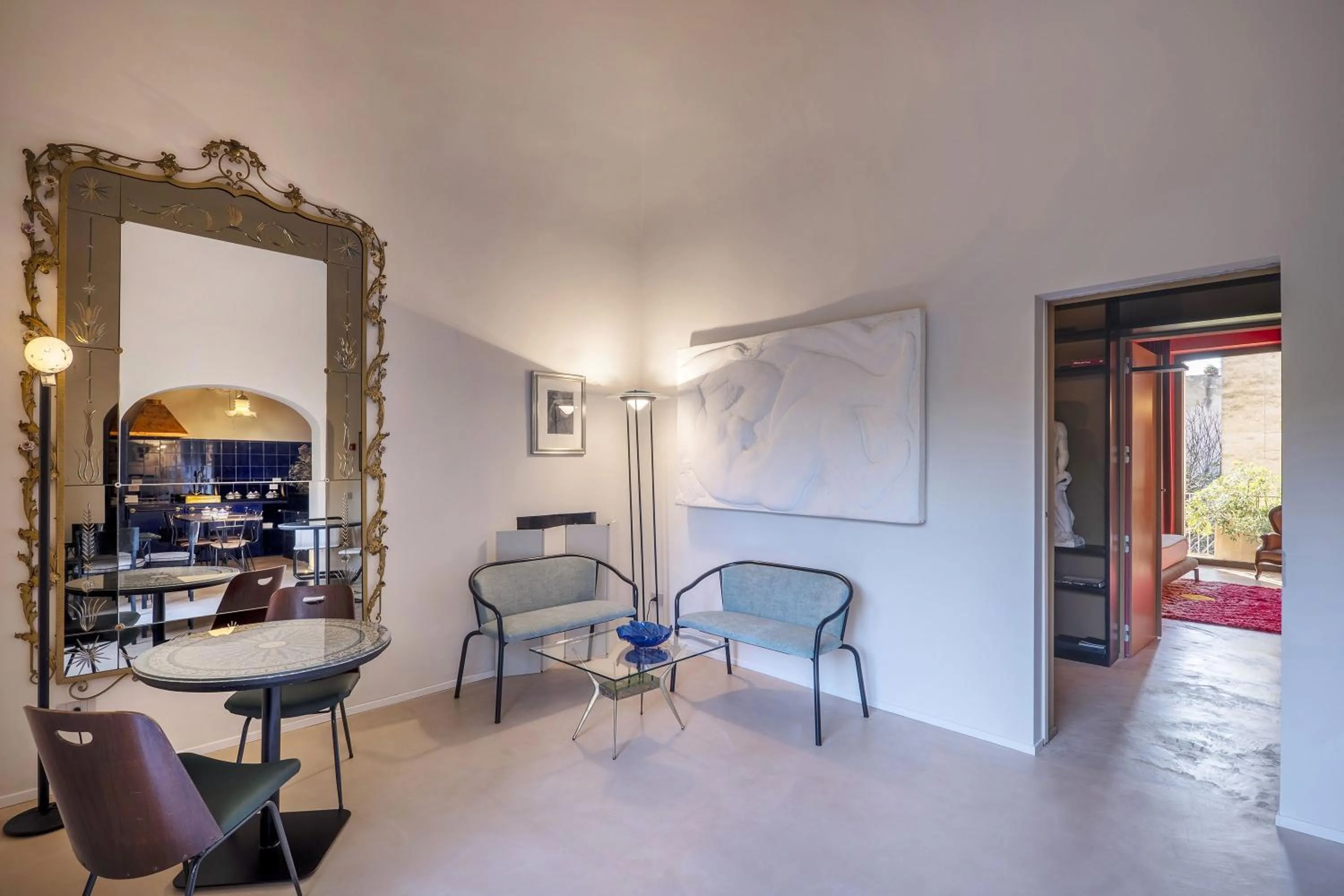 Communal lounge/ TV room in Fiermonte Museum by La Fiermontina
