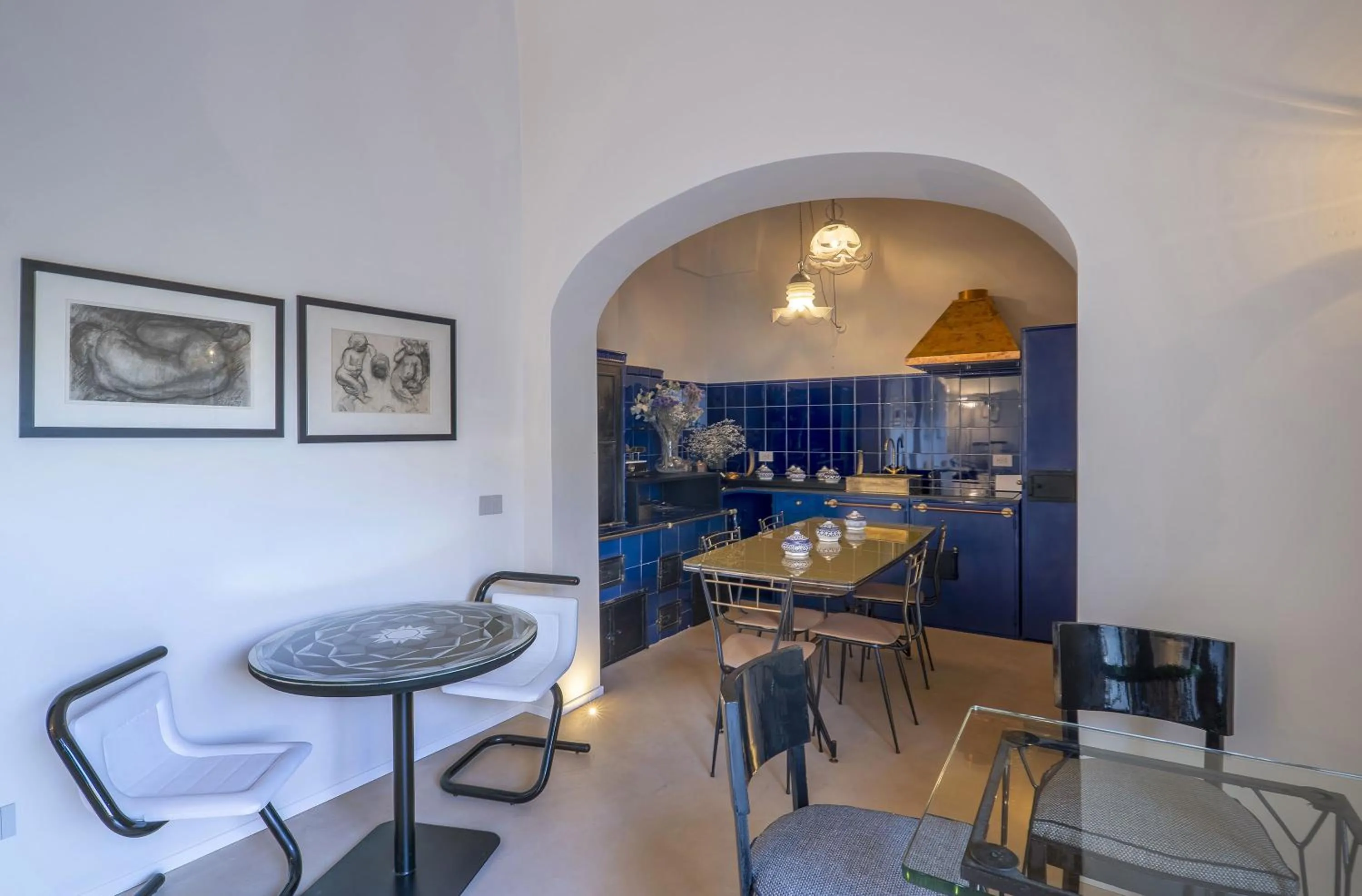 Communal lounge/ TV room in Fiermonte Museum by La Fiermontina