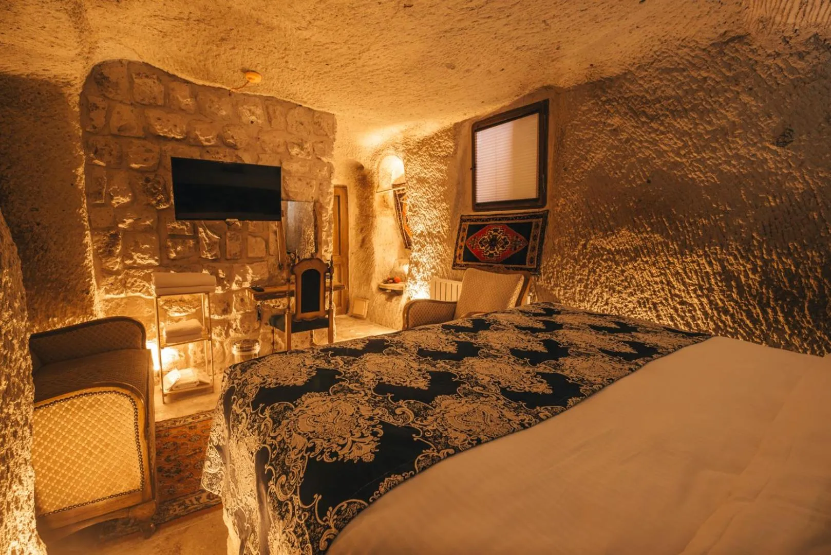Bed in Lubberona Cave Cappadocia