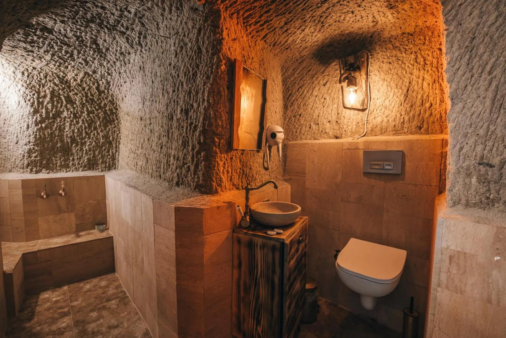 Lubberona Cave Cappadocia