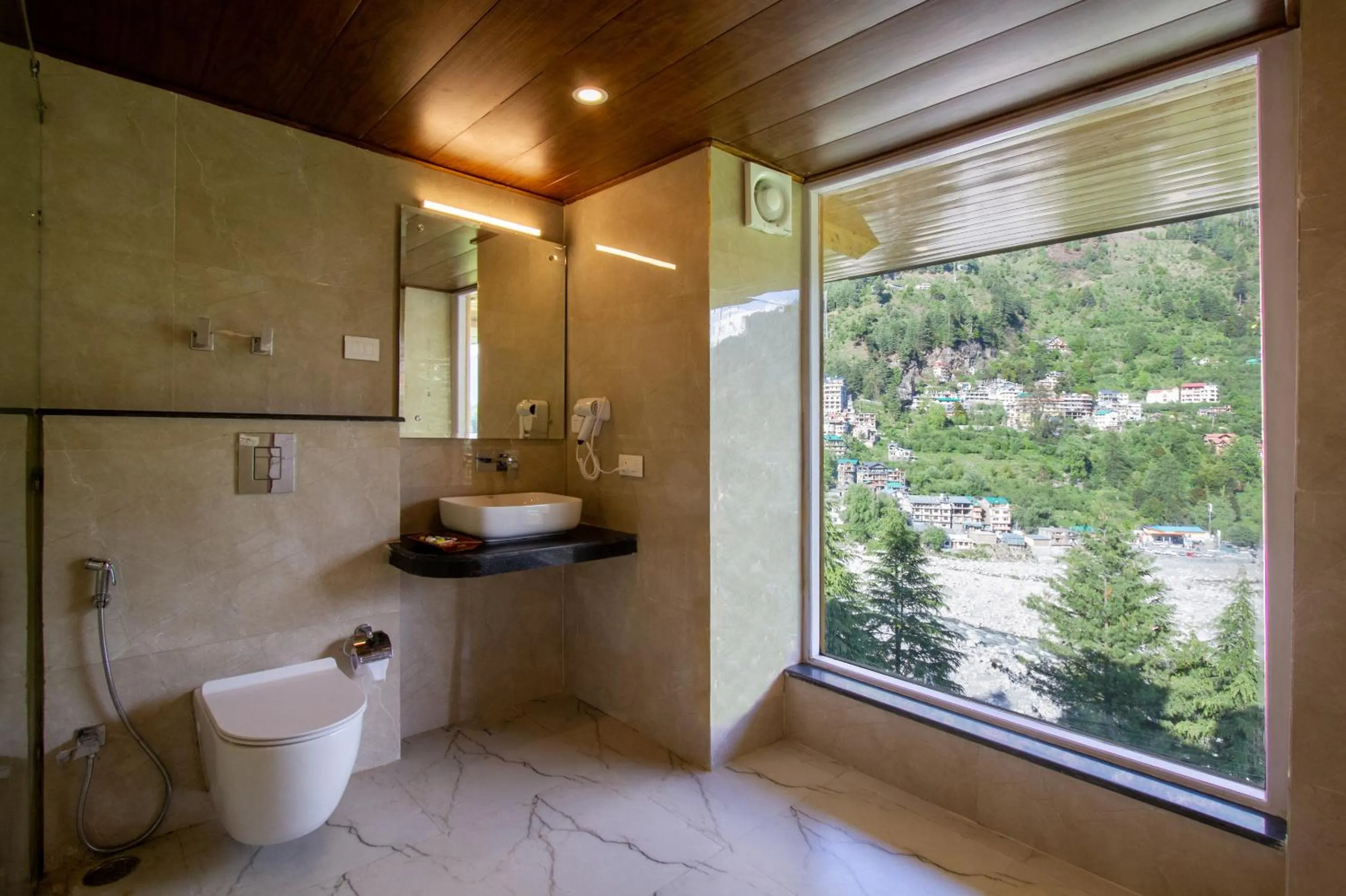 Toilet in Tripli Hotels Namaste Manali