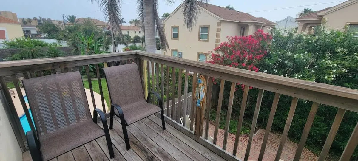 Balcony/Terrace in Beach & Palms condo