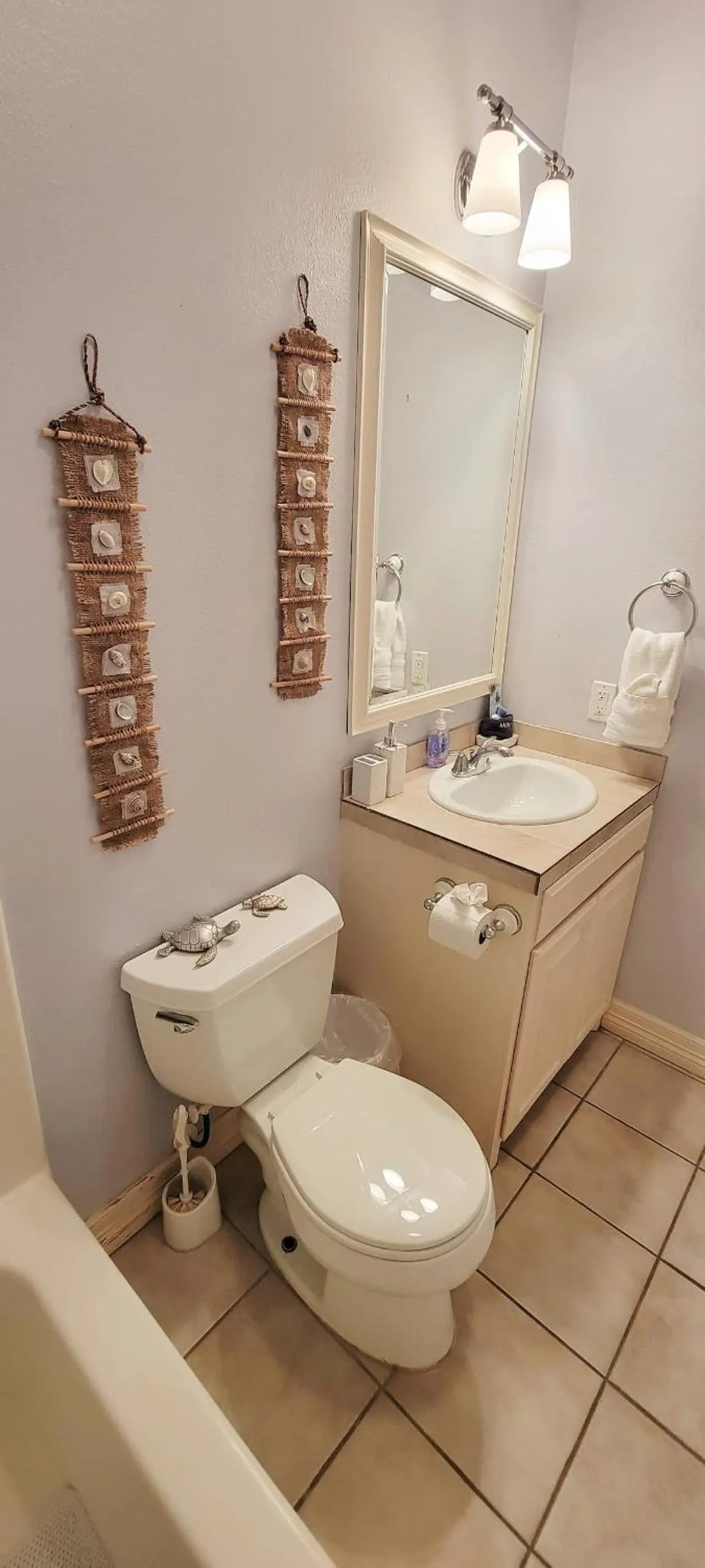 Bathroom in Beach & Palms condo