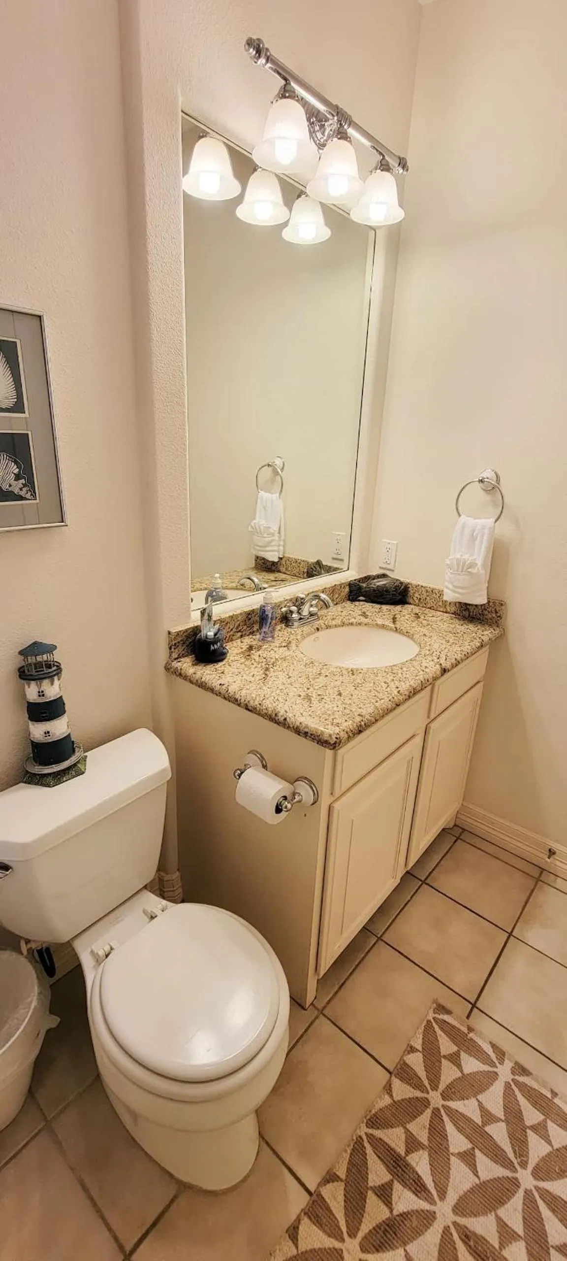 Bathroom in Beach & Palms condo