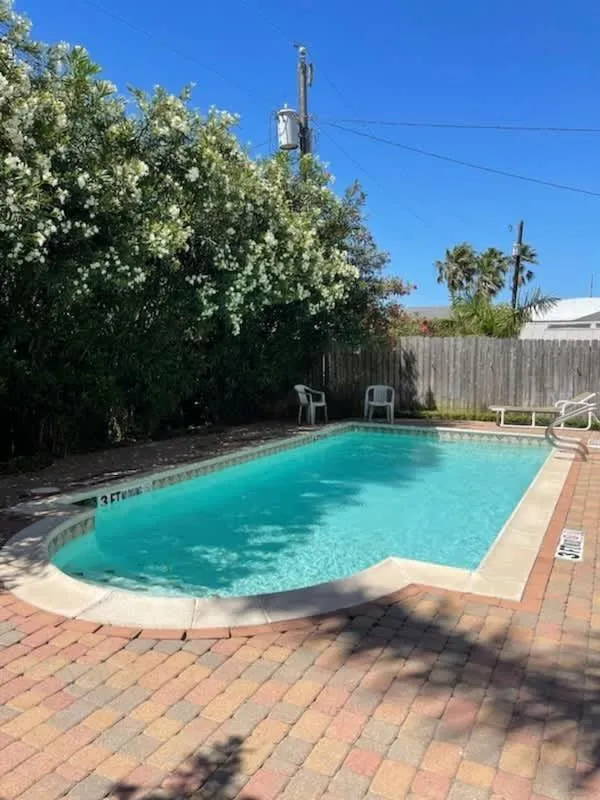 Swimming pool in Beach & Palms condo