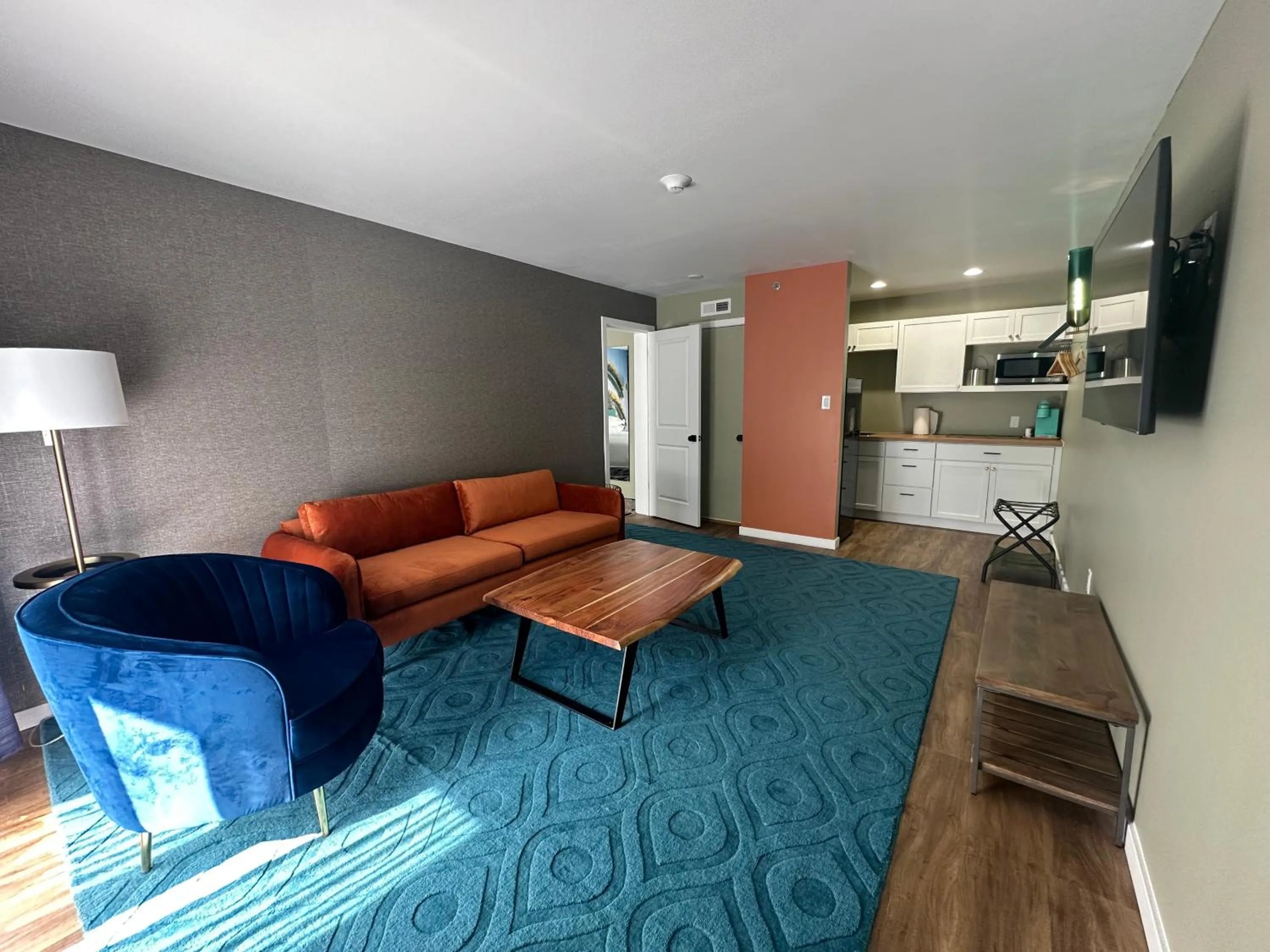 Superior King Suite in Lighthouse Suites