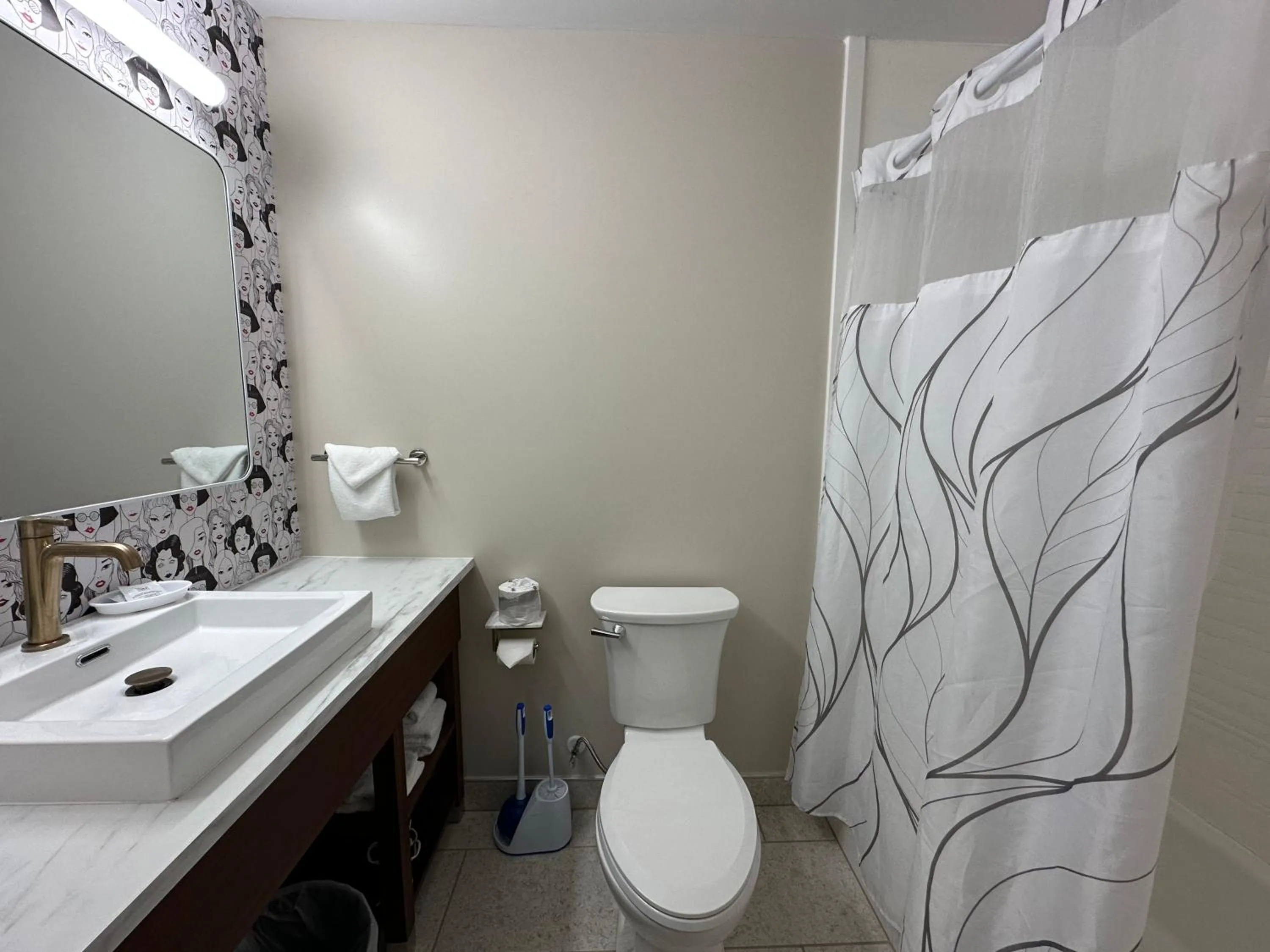 King Studio with Sofa Bed in Lighthouse Suites