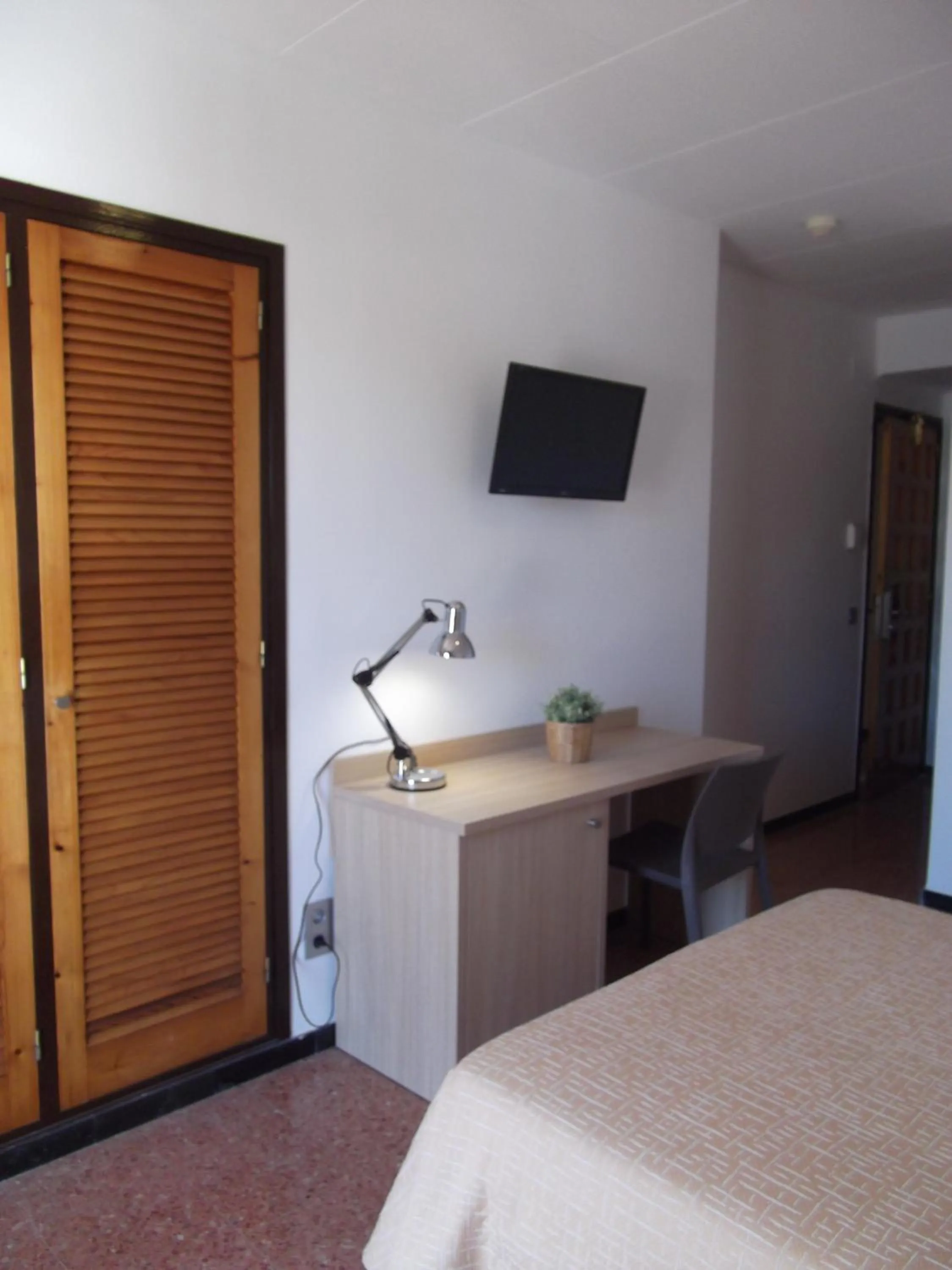 Decorative detail, Bed in Hotel Mediterrani Express