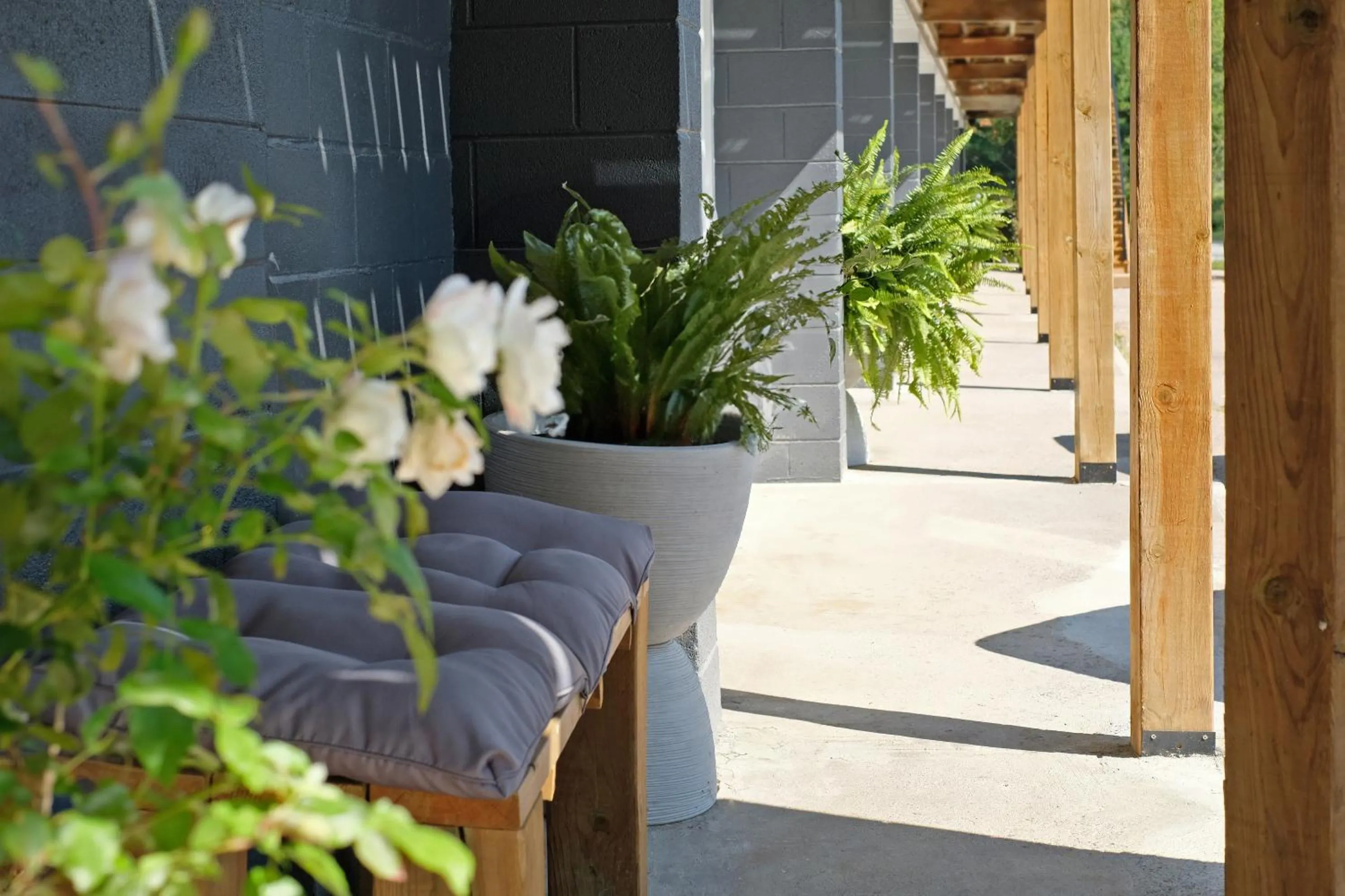 Property building in Stay Inn Muskoka