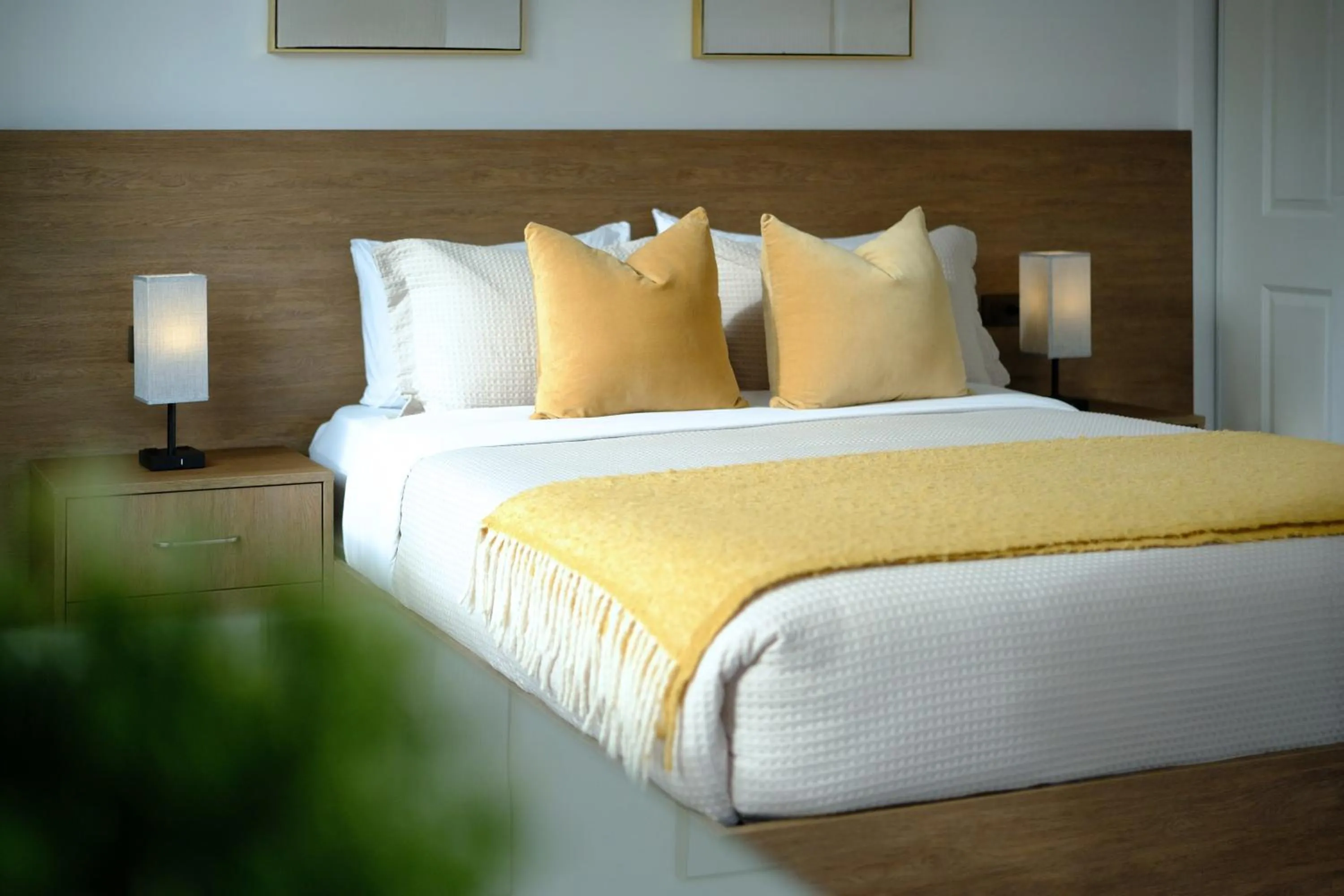 Bed in Stay Inn Muskoka