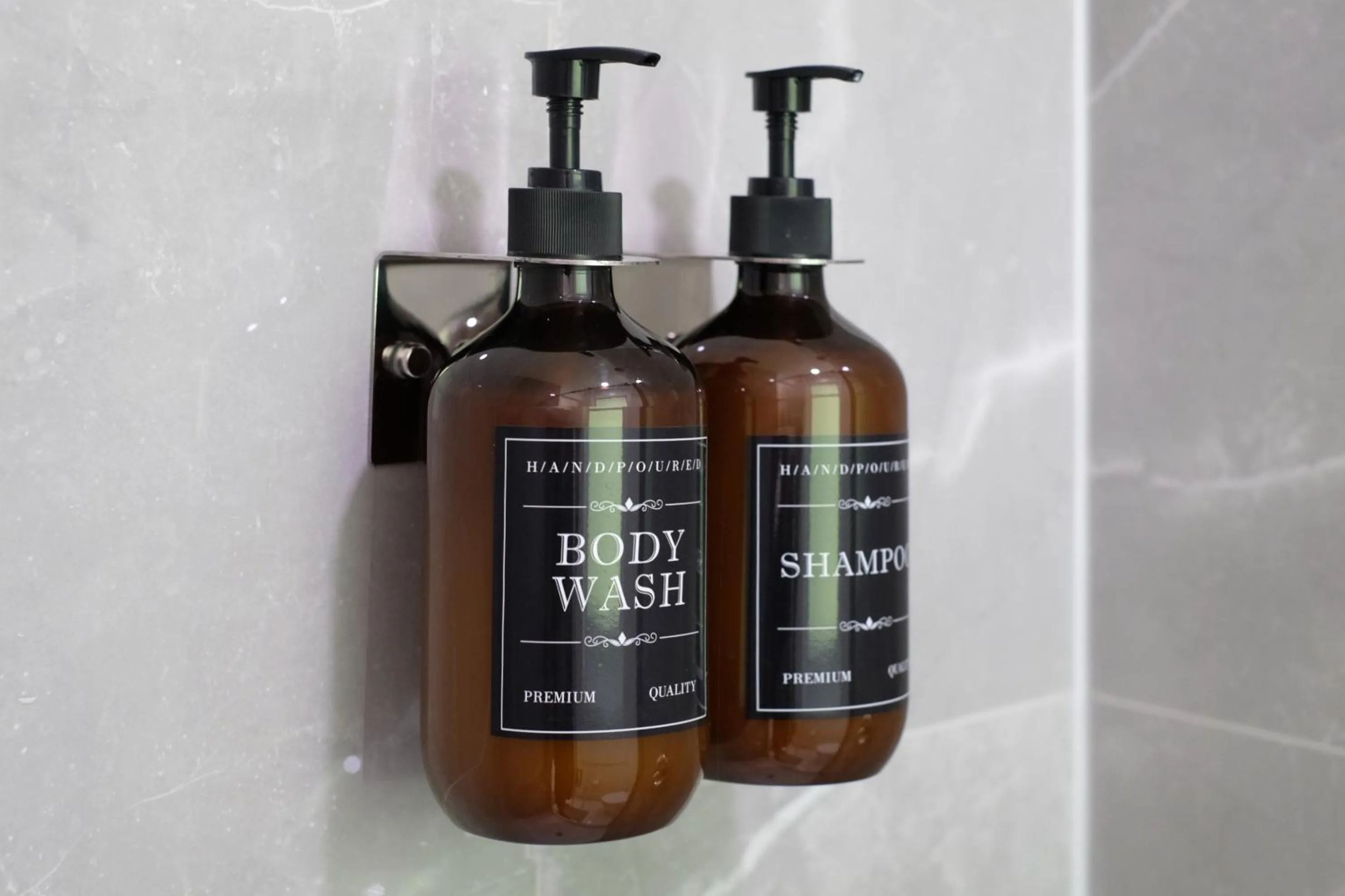 Shower in Stay Inn Muskoka