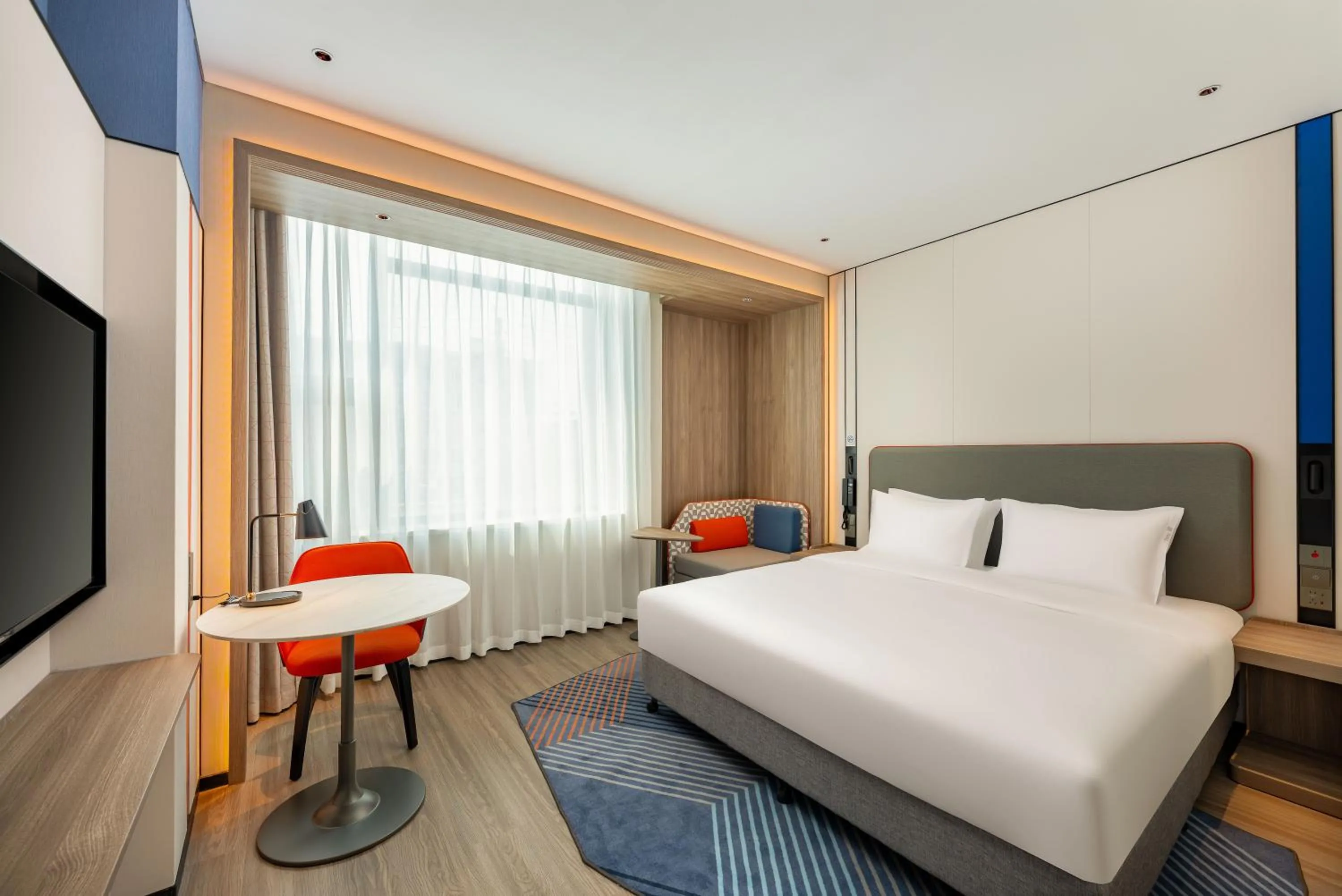 Photo of the whole room, Bed in Holiday Inn Express Langfang Yanjiao by IHG