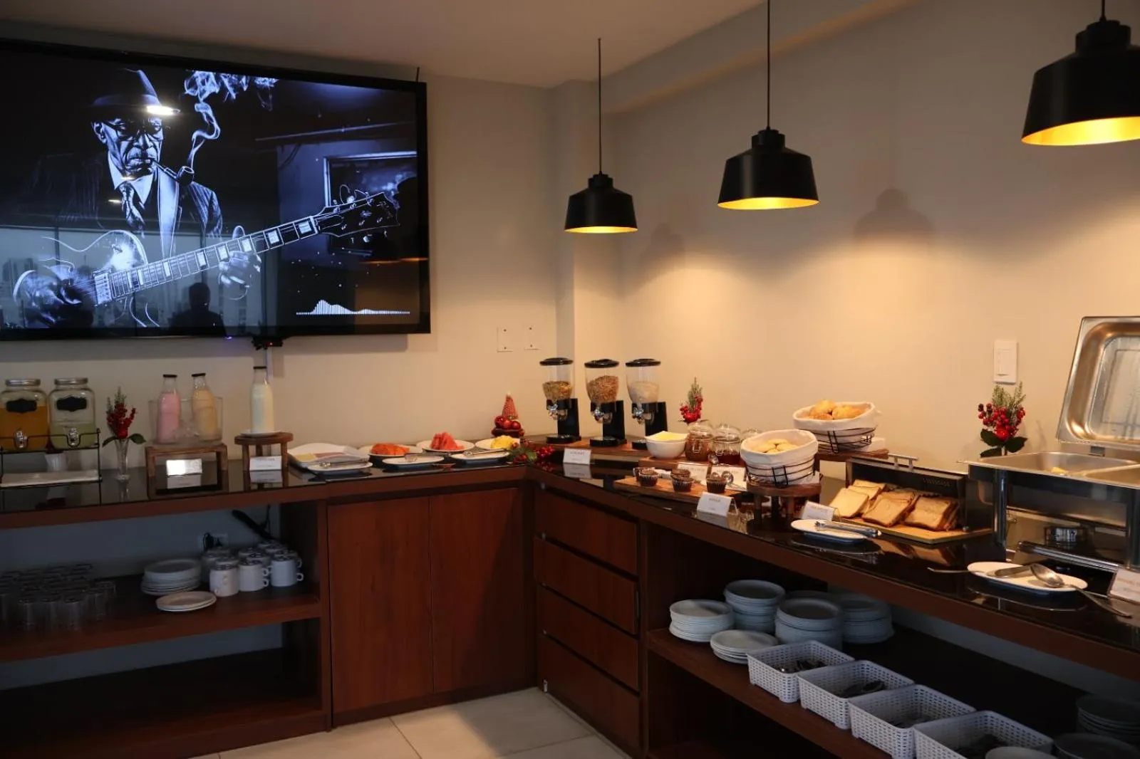 Buffet breakfast in Hotel Maywa