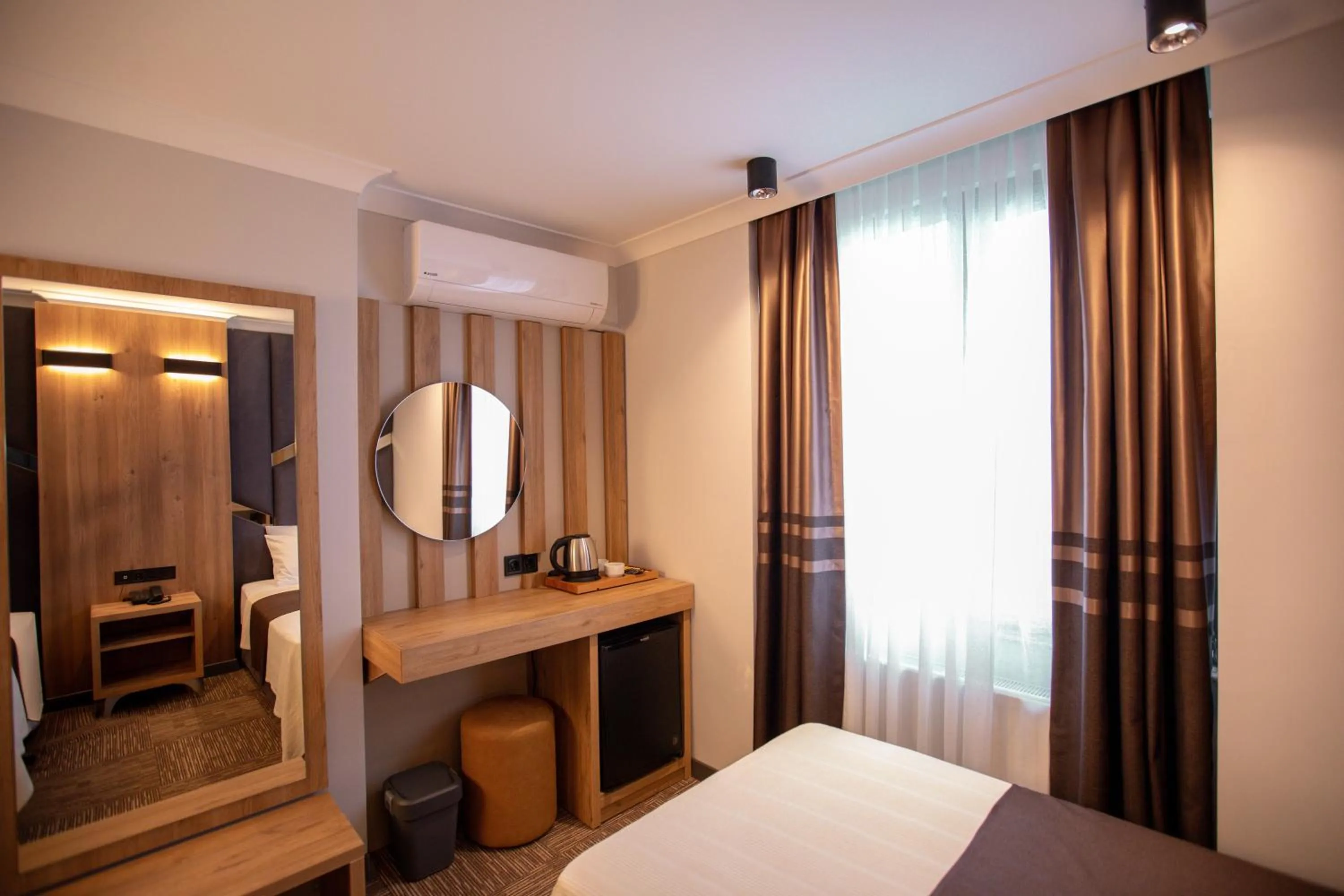 Photo of the whole room, Bed in Hotel Milano