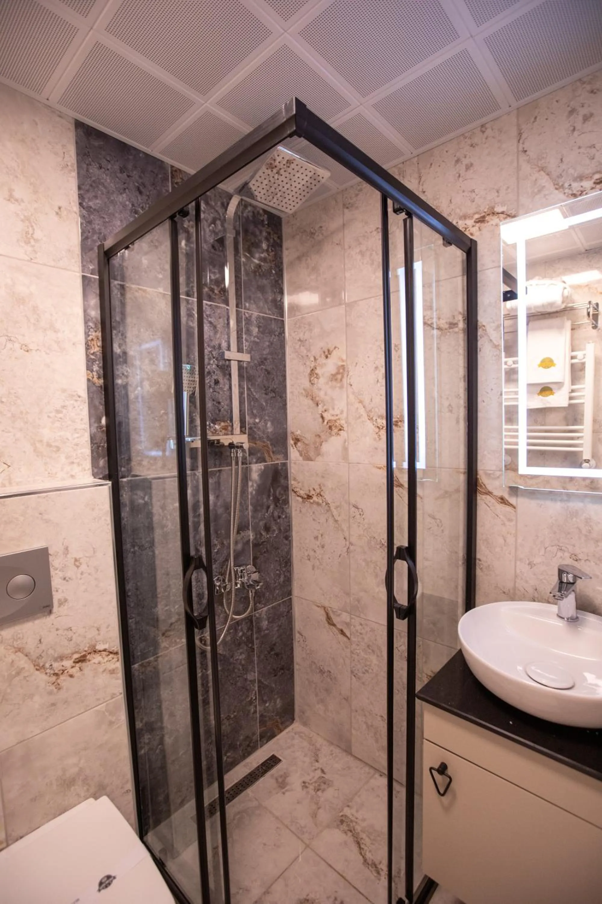 Shower in Hotel Milano