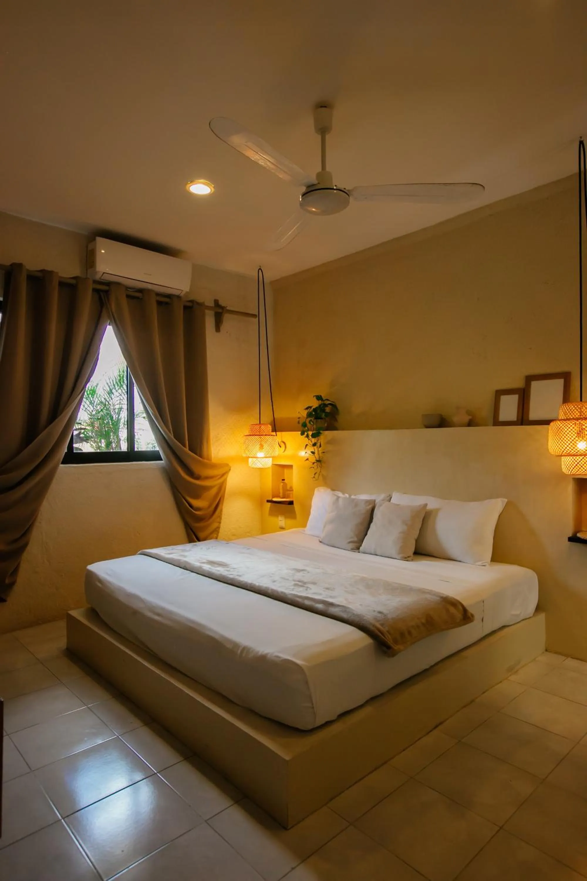 Bedroom, Bed in Hotel Noah Tulum