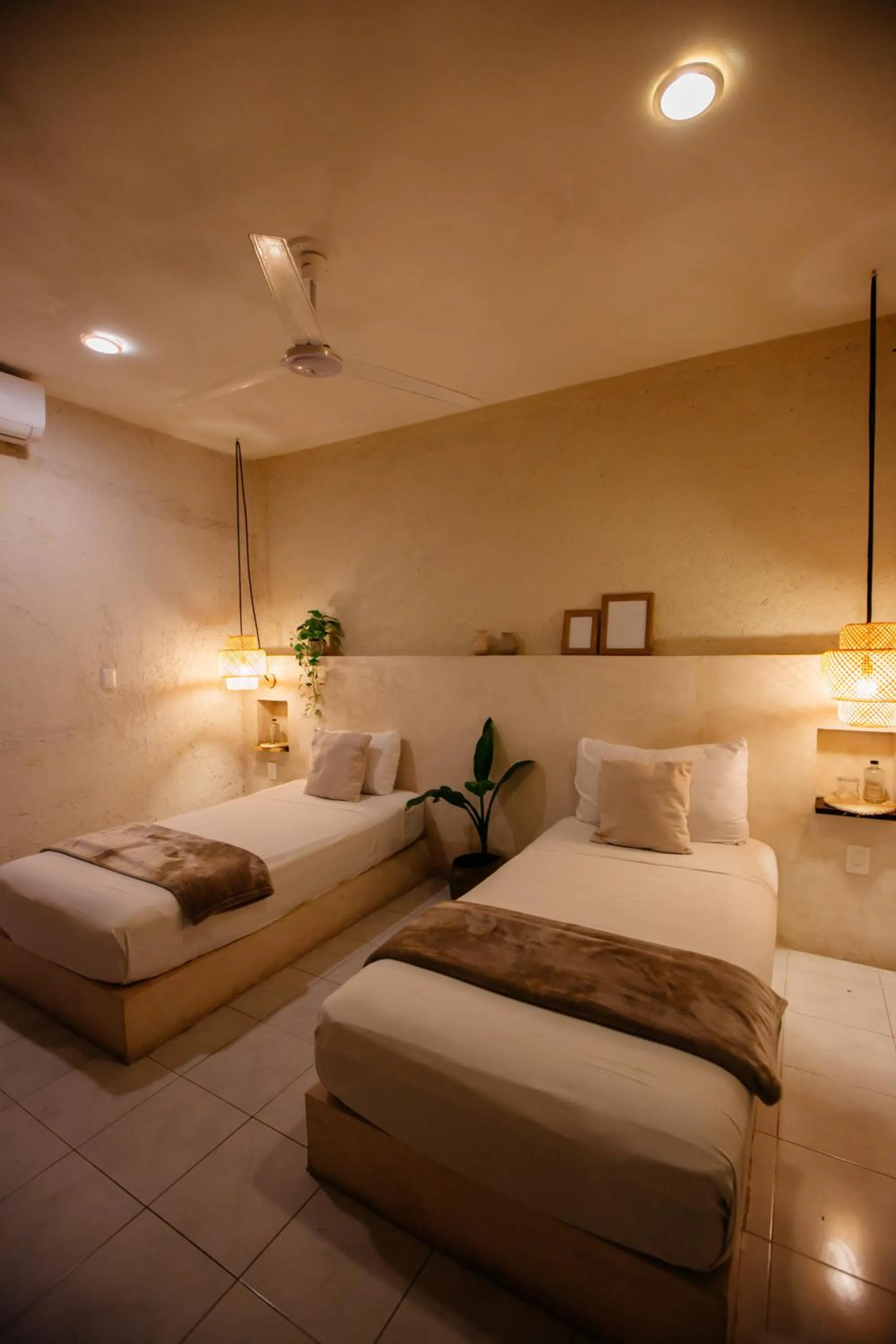 Bedroom, Bed in Hotel Noah Tulum