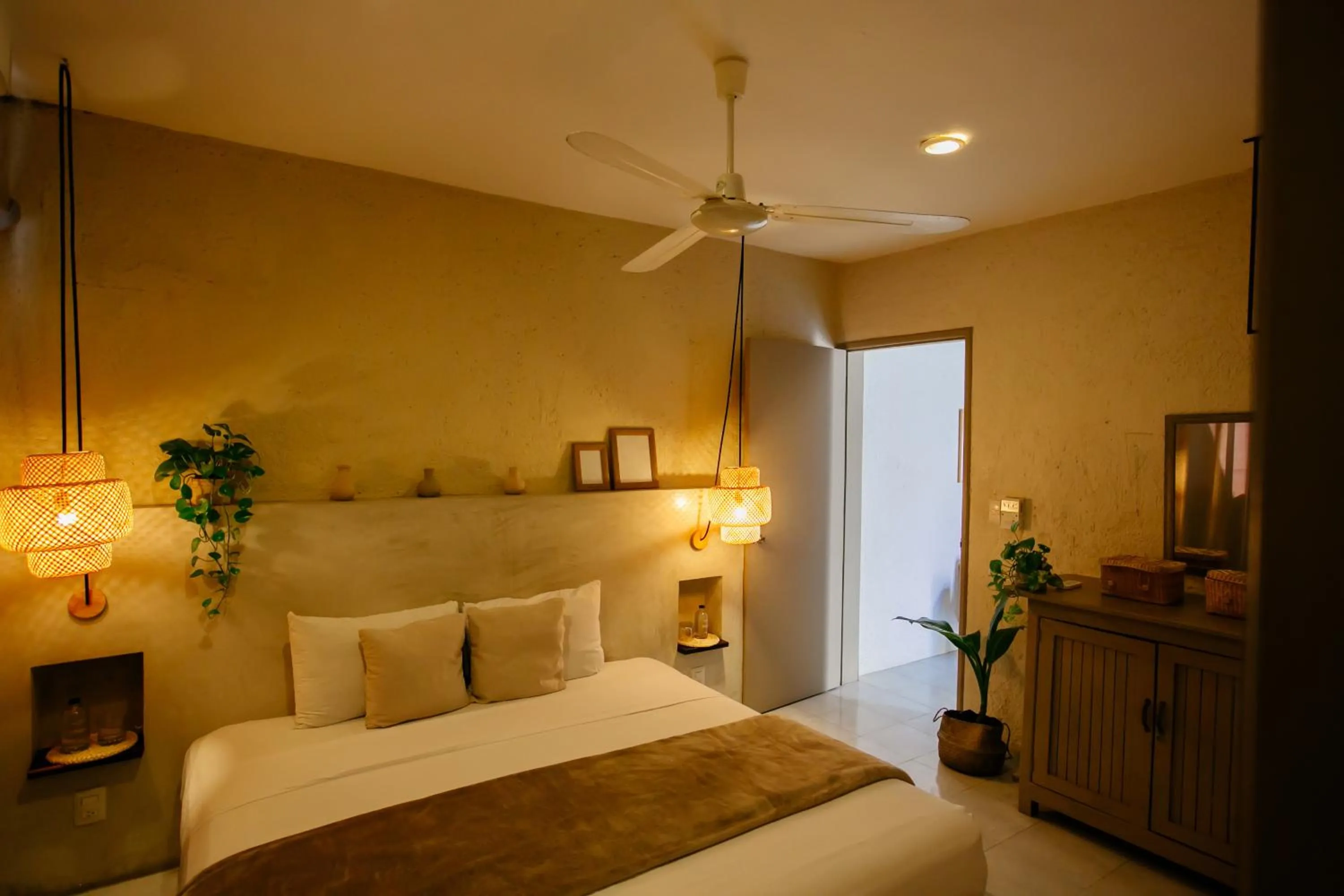 Bedroom, Bed in Hotel Noah Tulum