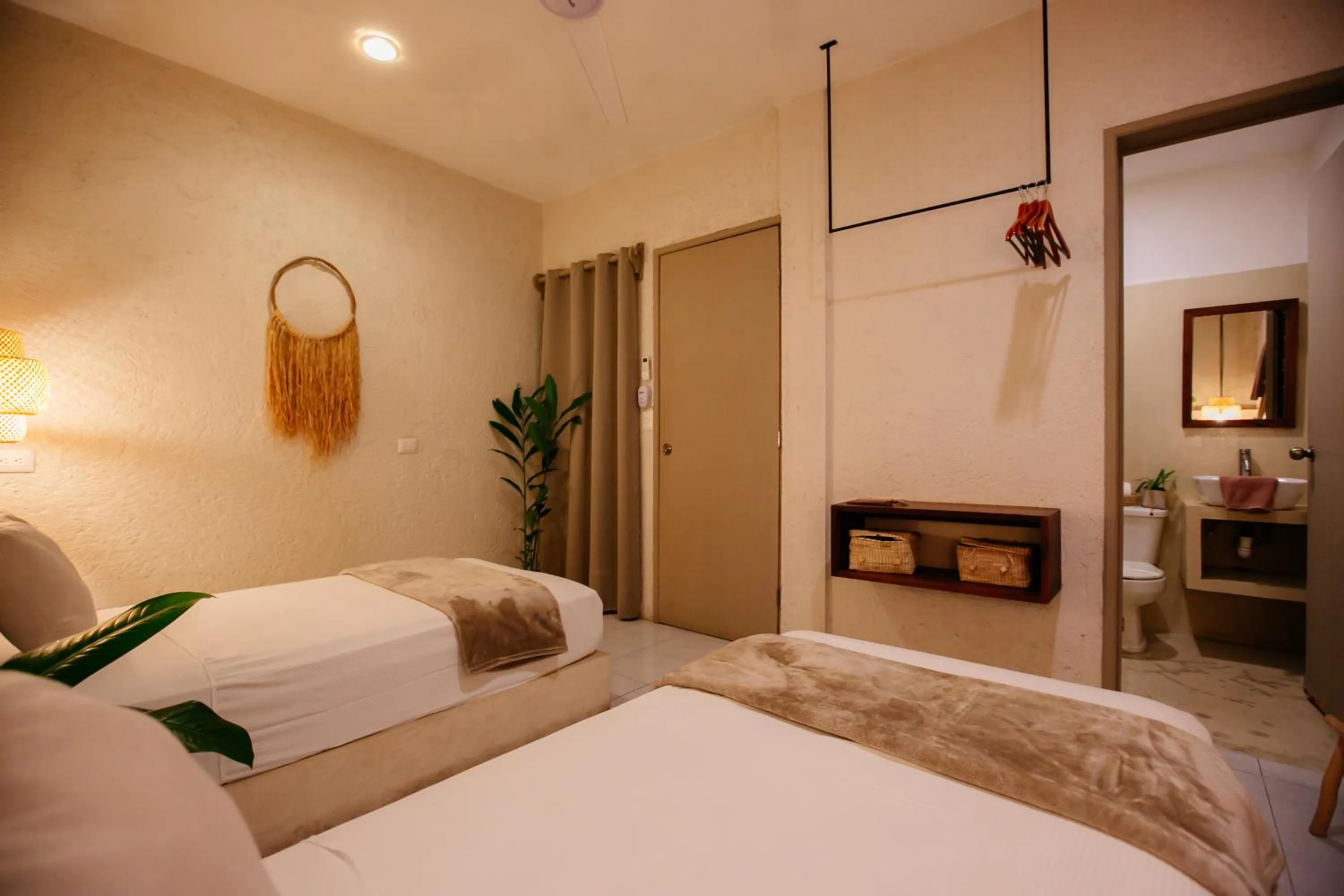 Bedroom, Bed in Hotel Noah Tulum