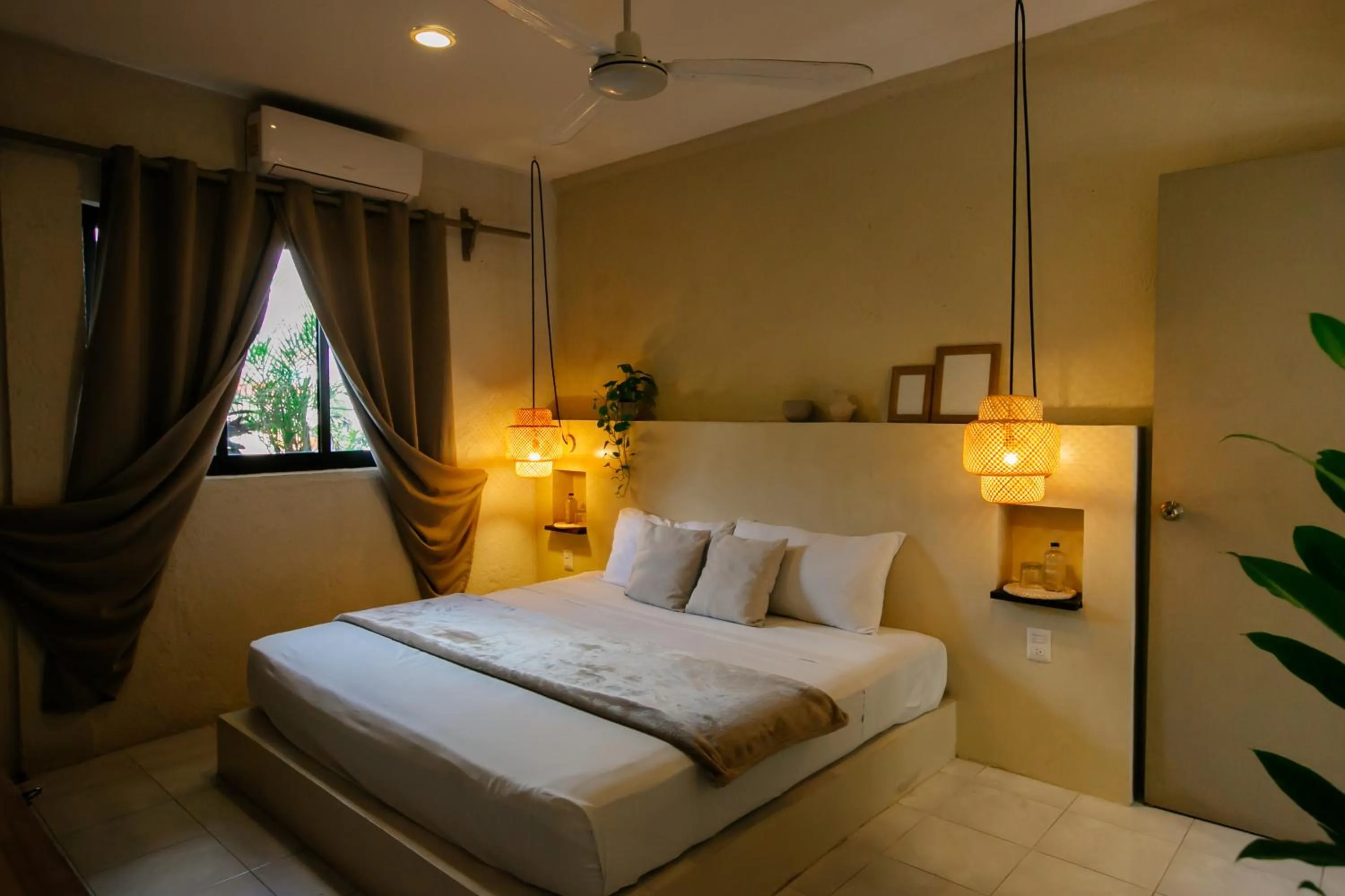 Bedroom, Bed in Hotel Noah Tulum