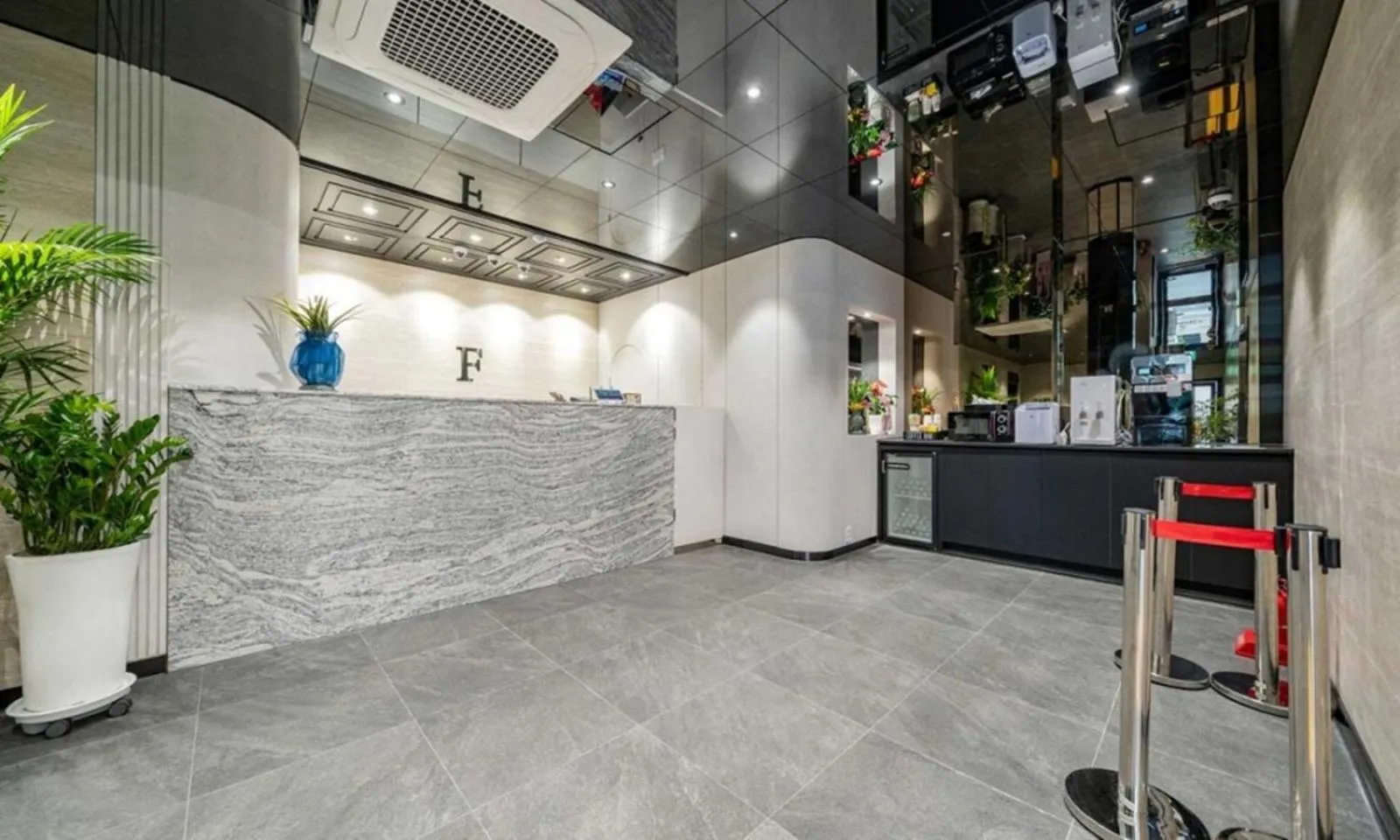 Yeongdeungpo Lifestyle F Hotel