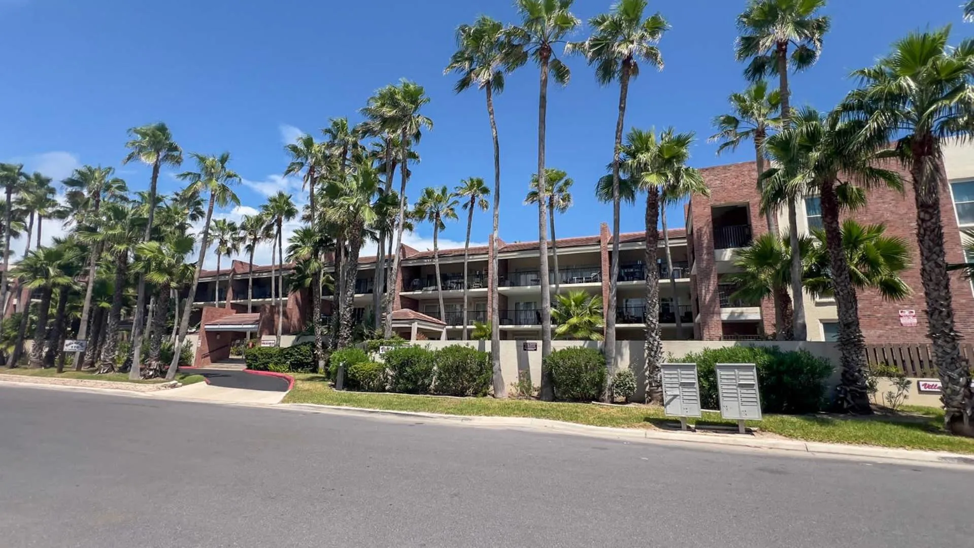 Property building in Villa del Sol - #205
