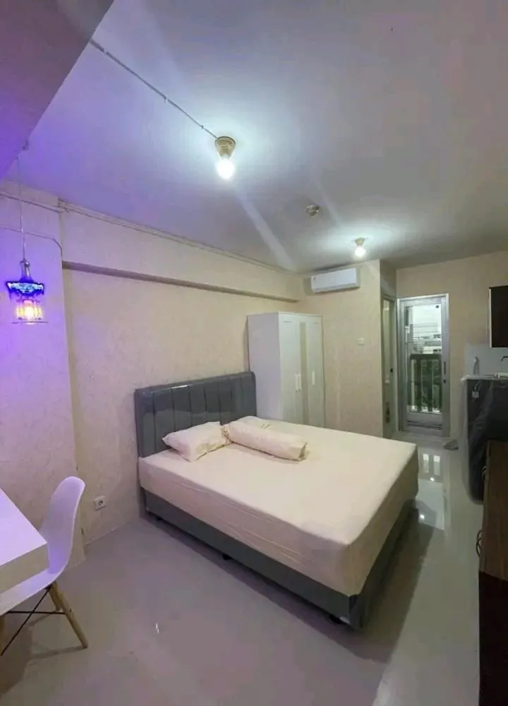 Bed in Apartemen Bassura