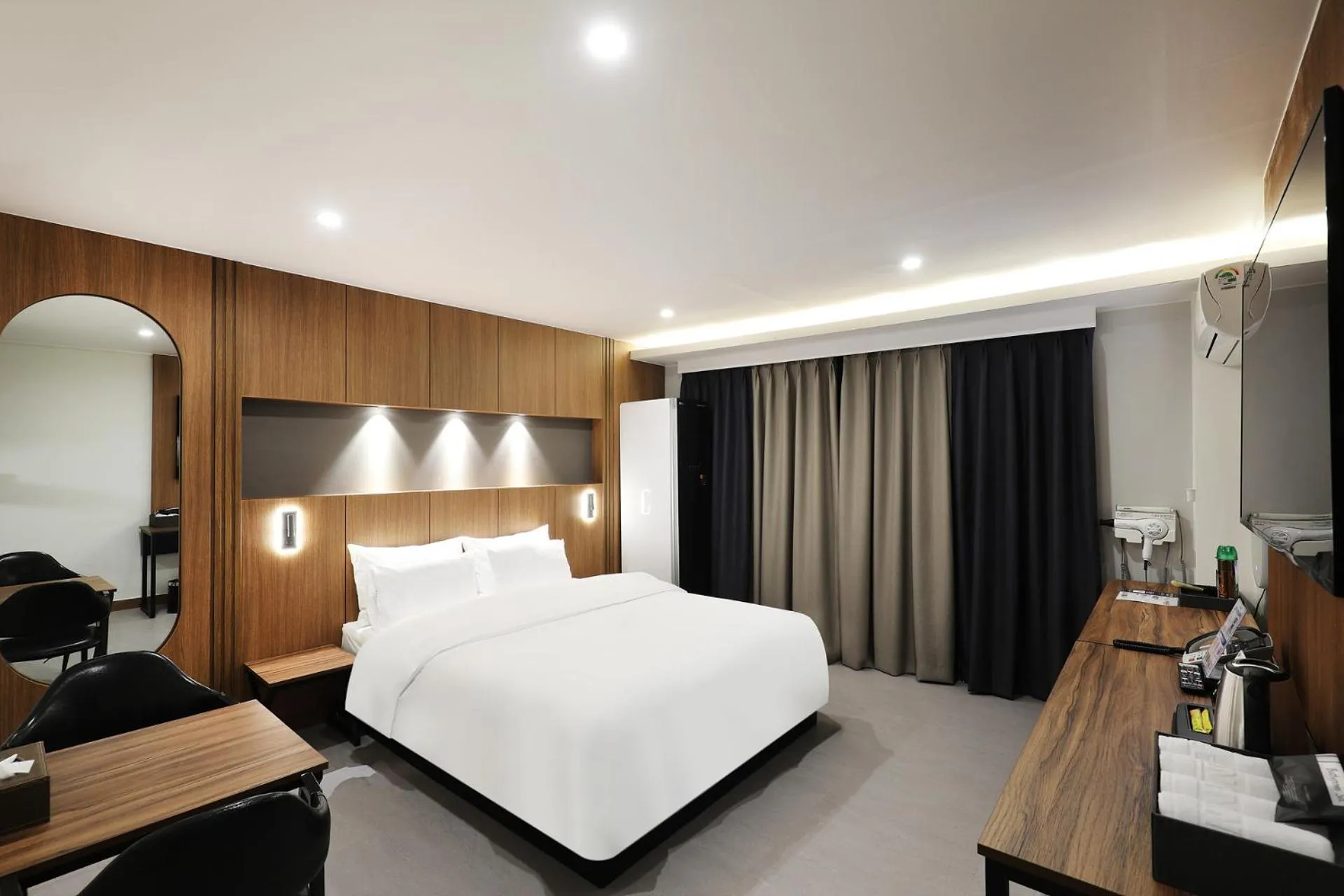 Bed in Jeonju Urban Hotel