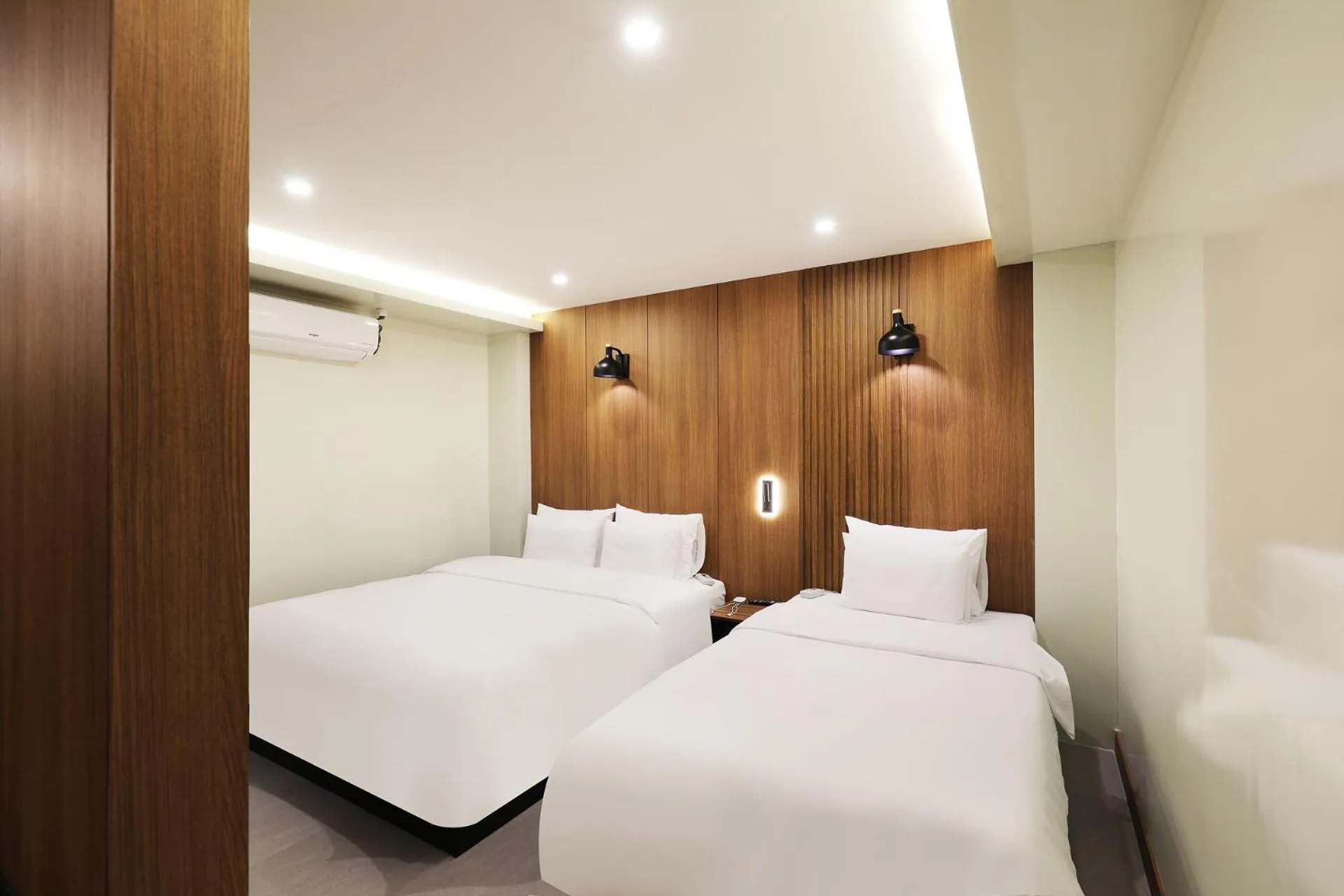 Bed in Jeonju Urban Hotel