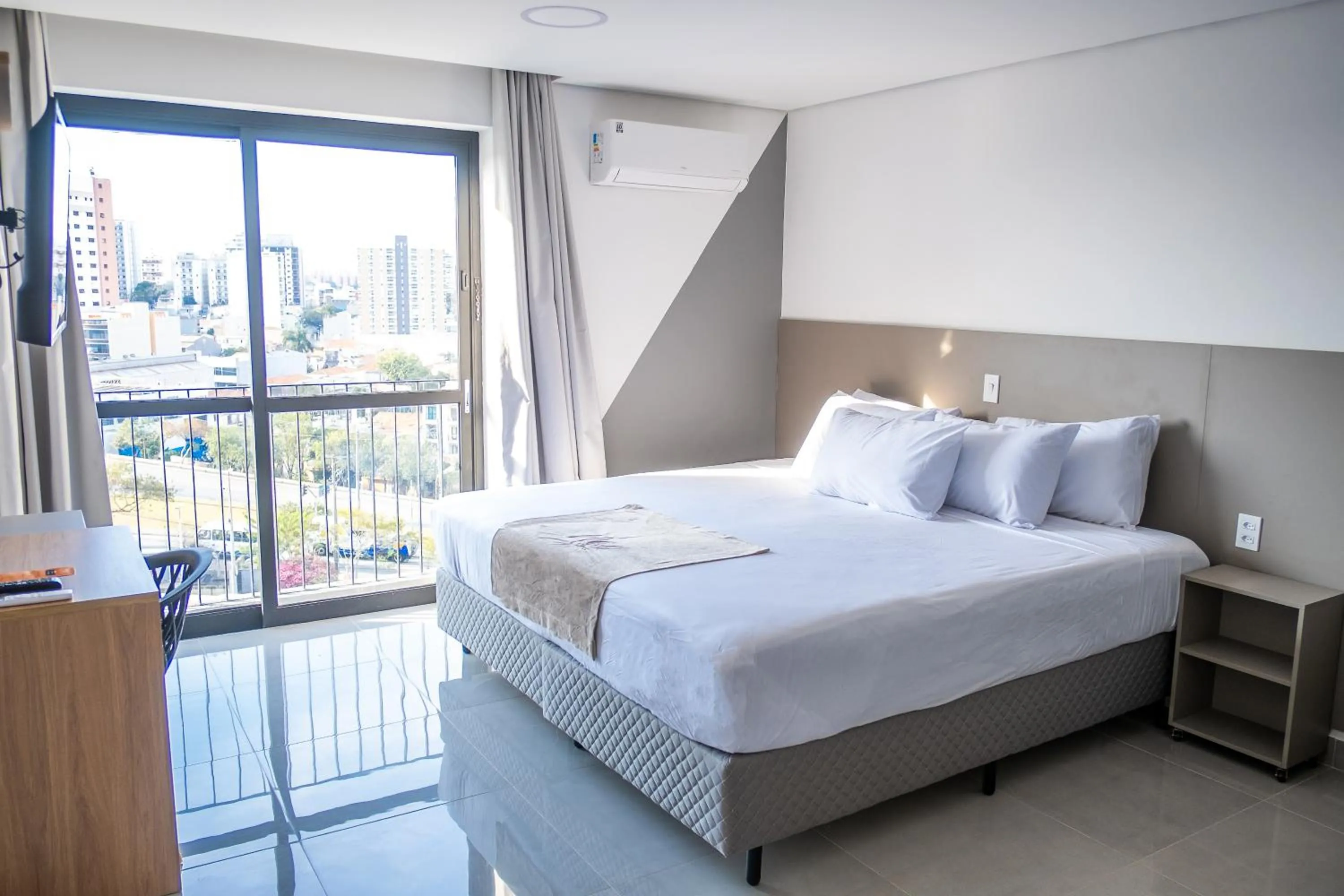 Standard King Room - single occupancy in Slim Hotel Neo São Bernardo do Campo