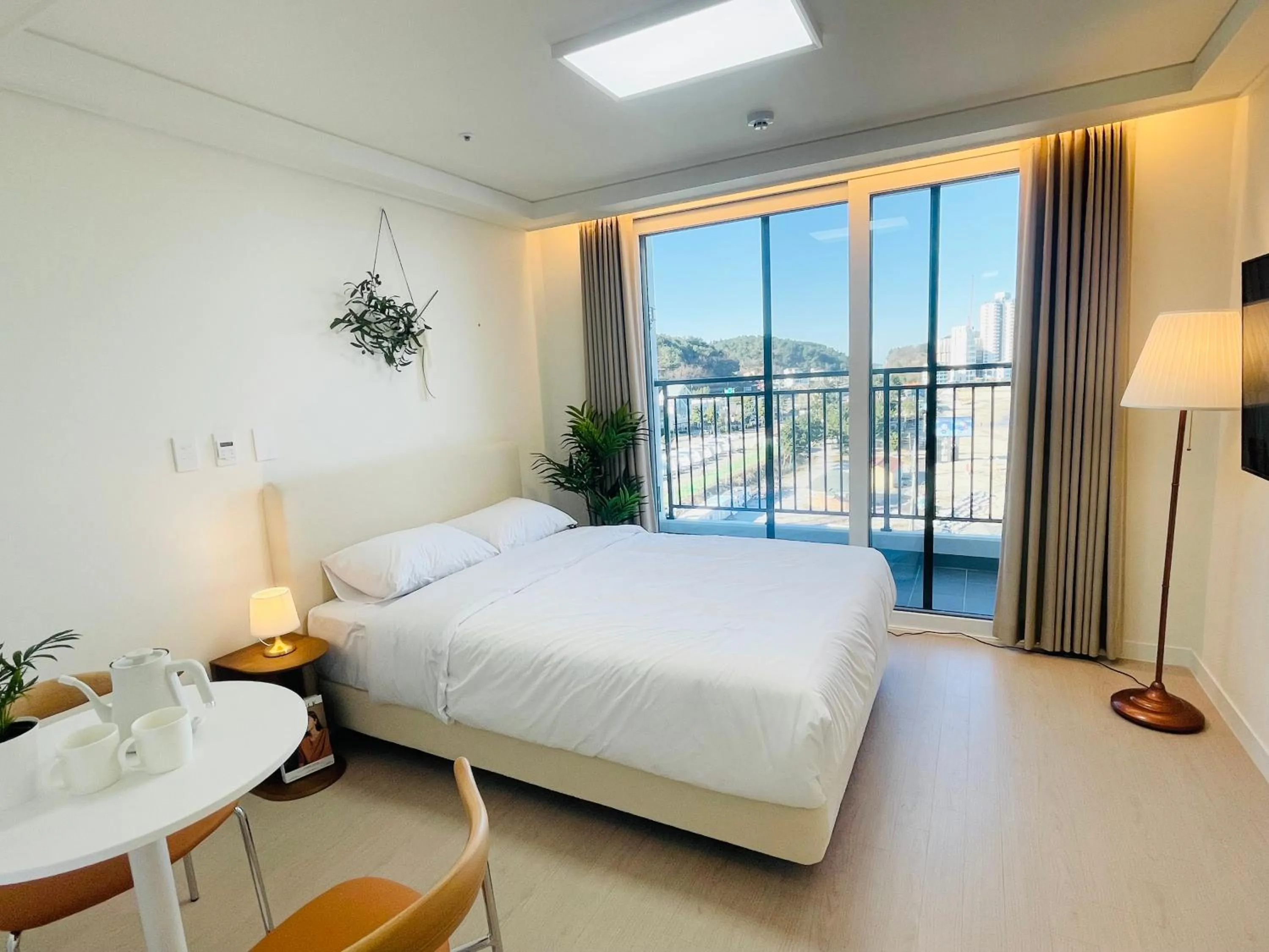 Bed in SurfResort INN-The City YangYang
