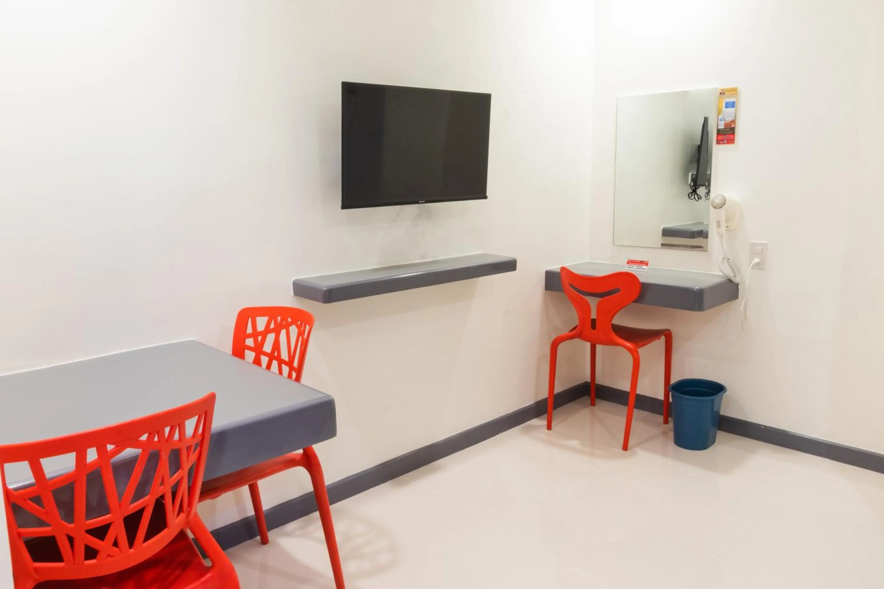 furniture in Hotel Sogo Guadalupe