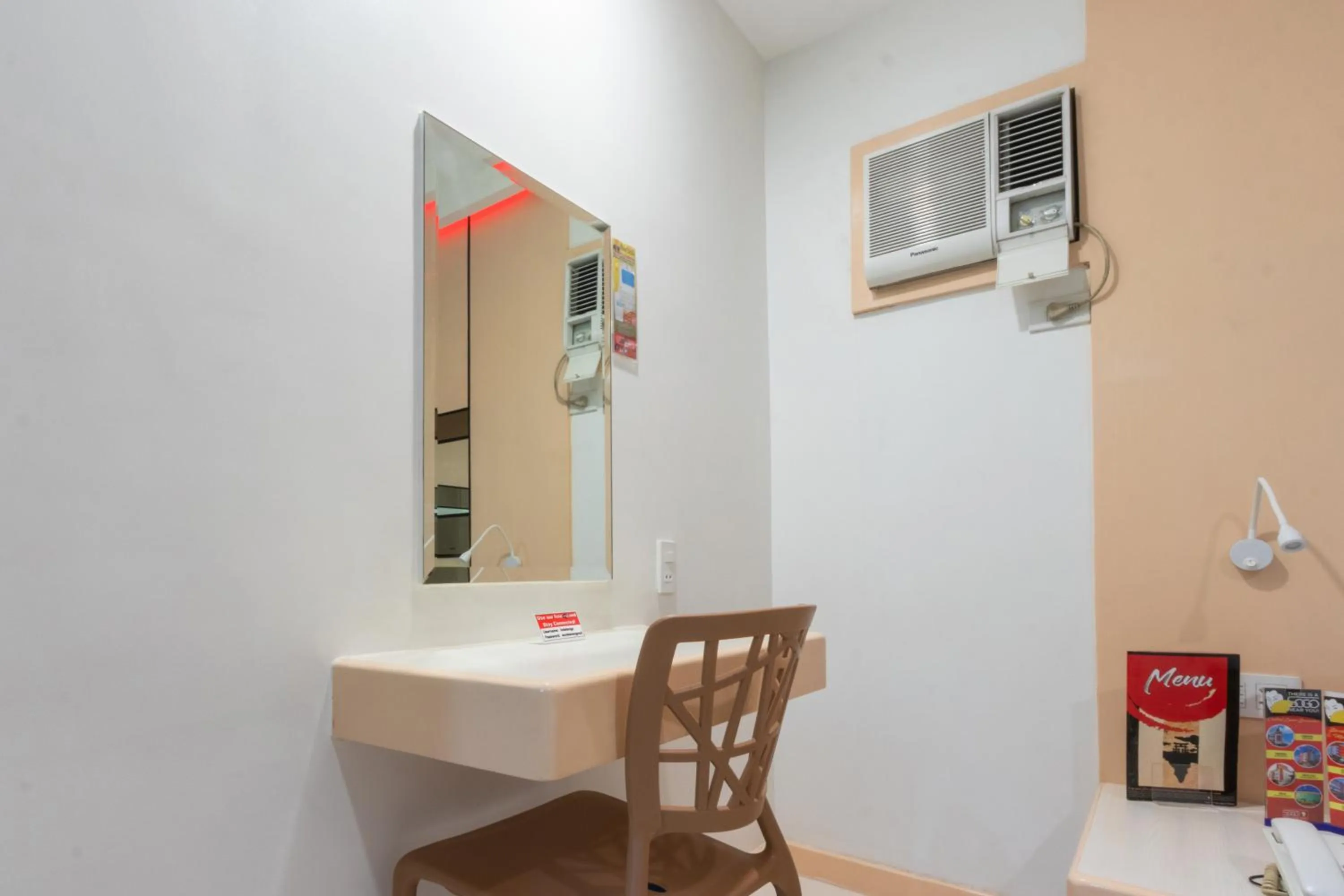 Dining area in Hotel Sogo Guadalupe