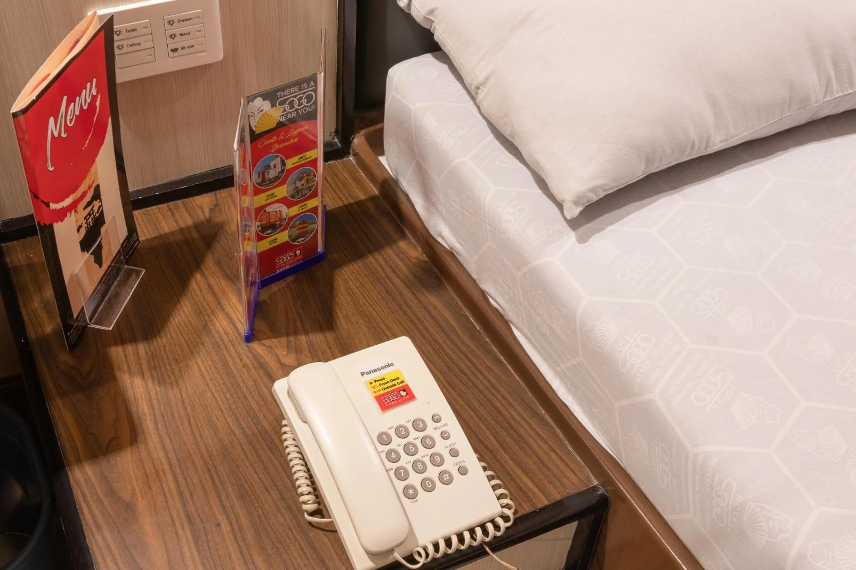 Bedroom, Bed in Hotel Sogo Cainta