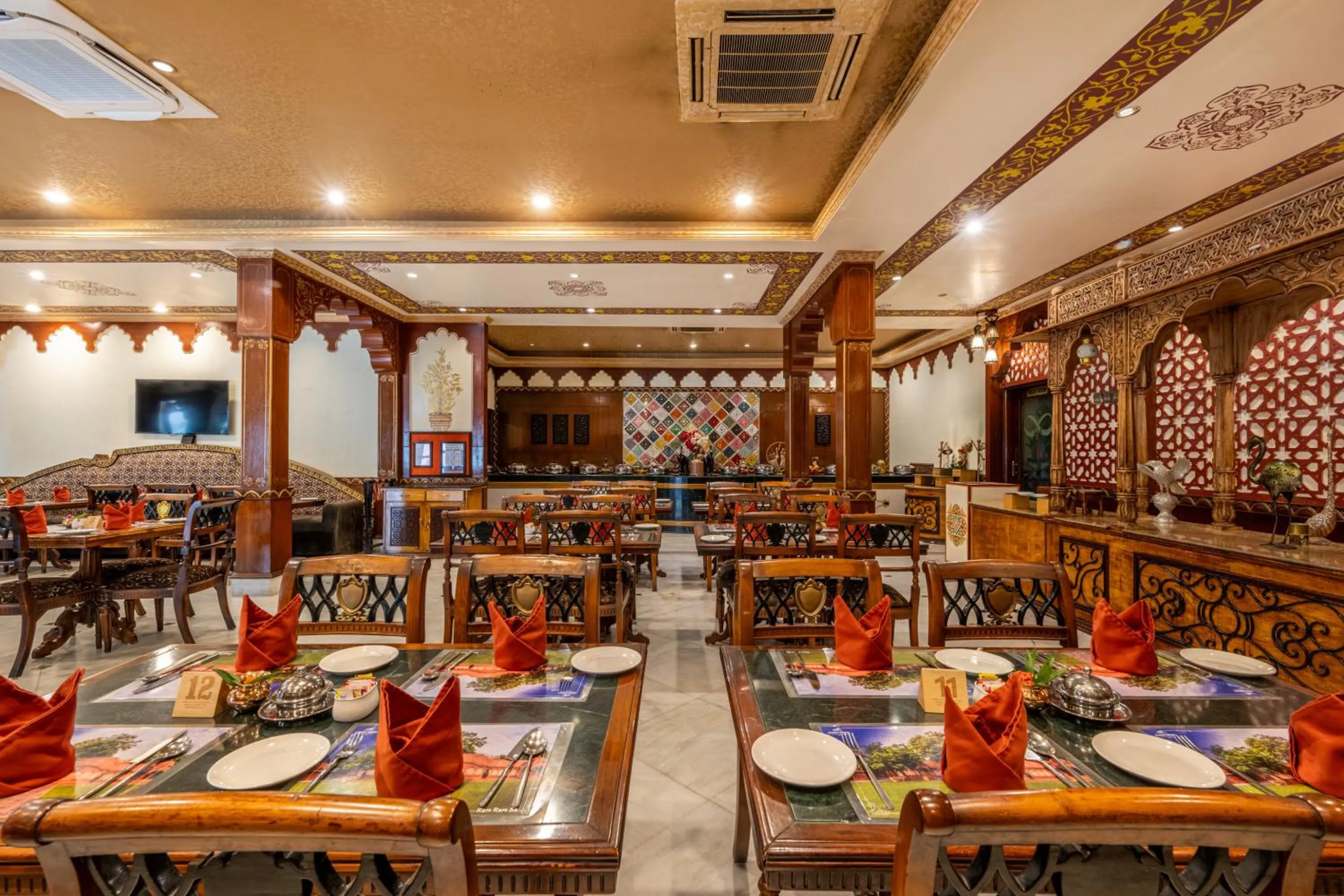Restaurant/places to eat in Chokhi Dhani The Ethnic 5-Star Deluxe Resort