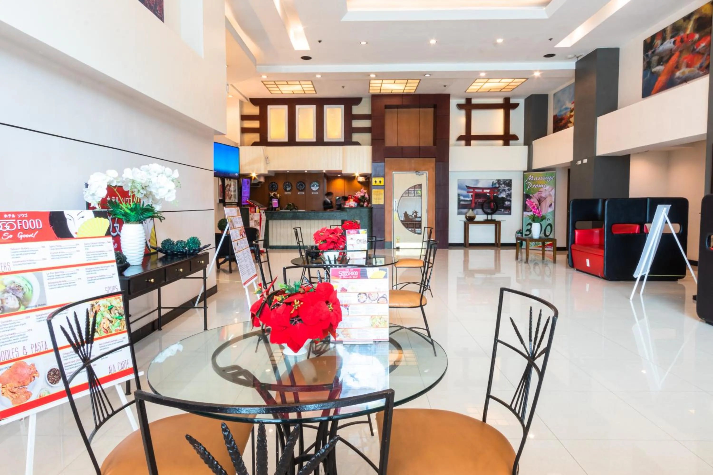 Lobby or reception in Hotel Sogo Santolan