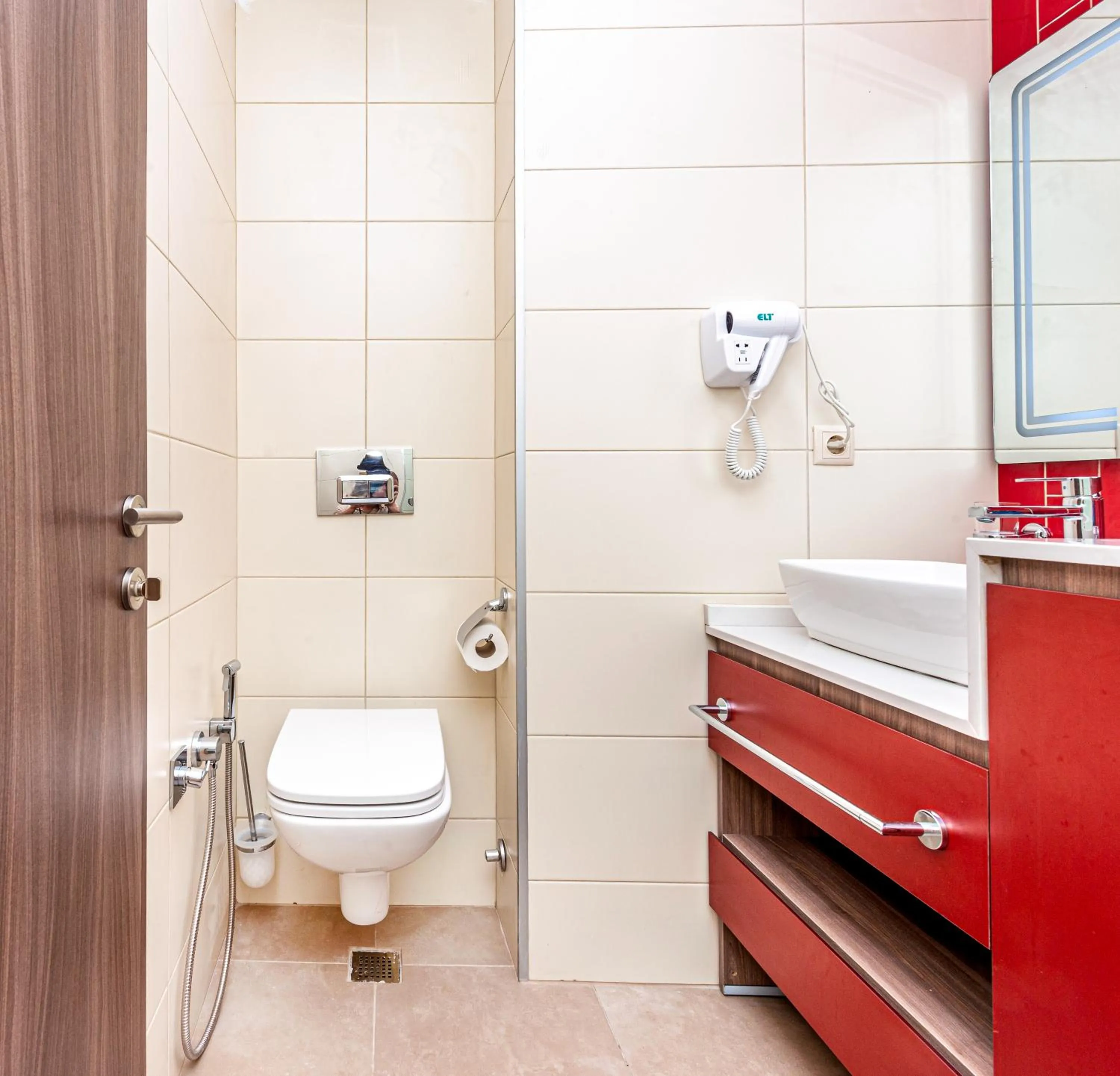 Shower in Sunshine Residence & Hotel