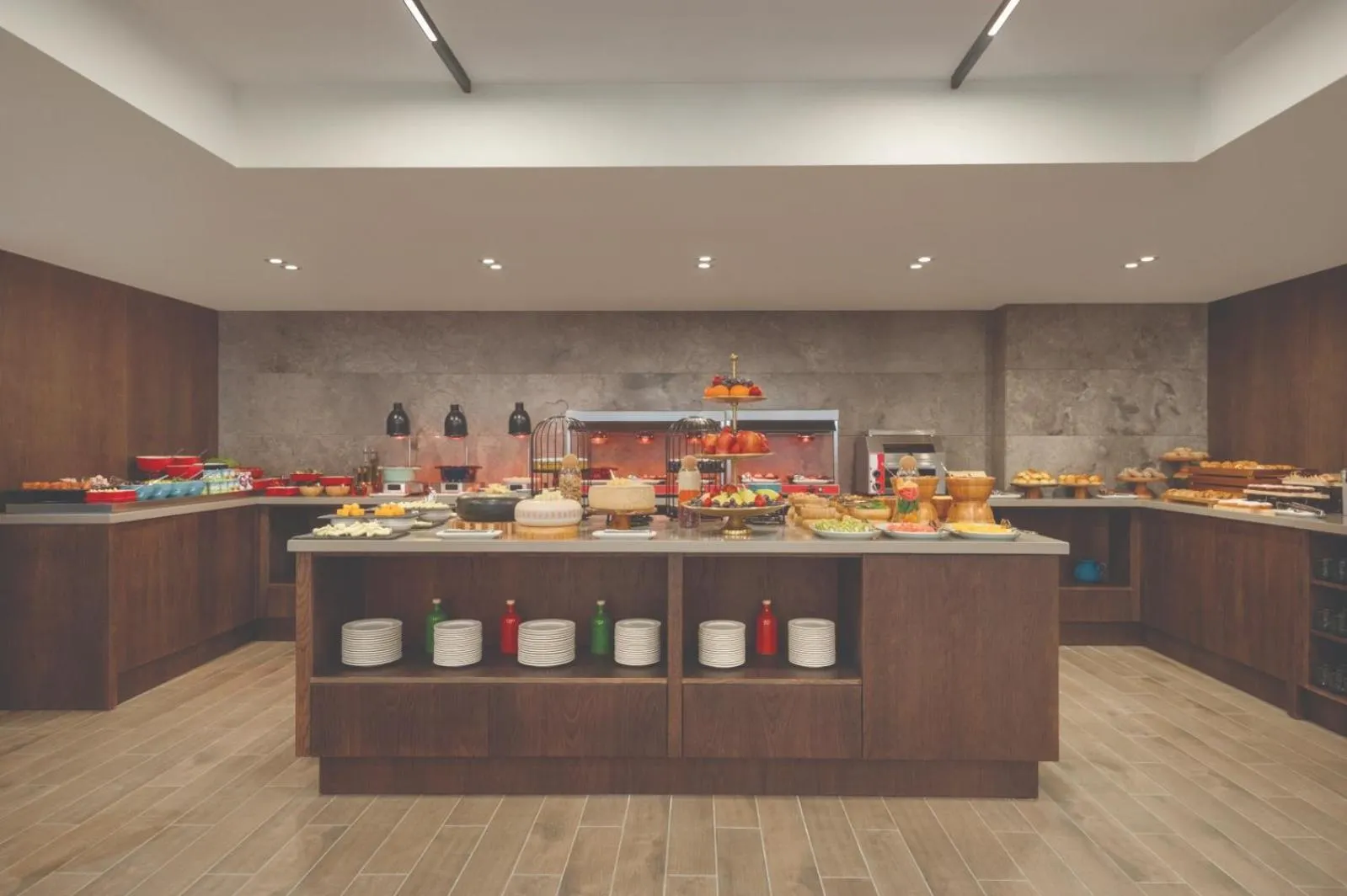 Breakfast in Sunshine Residence & Hotel