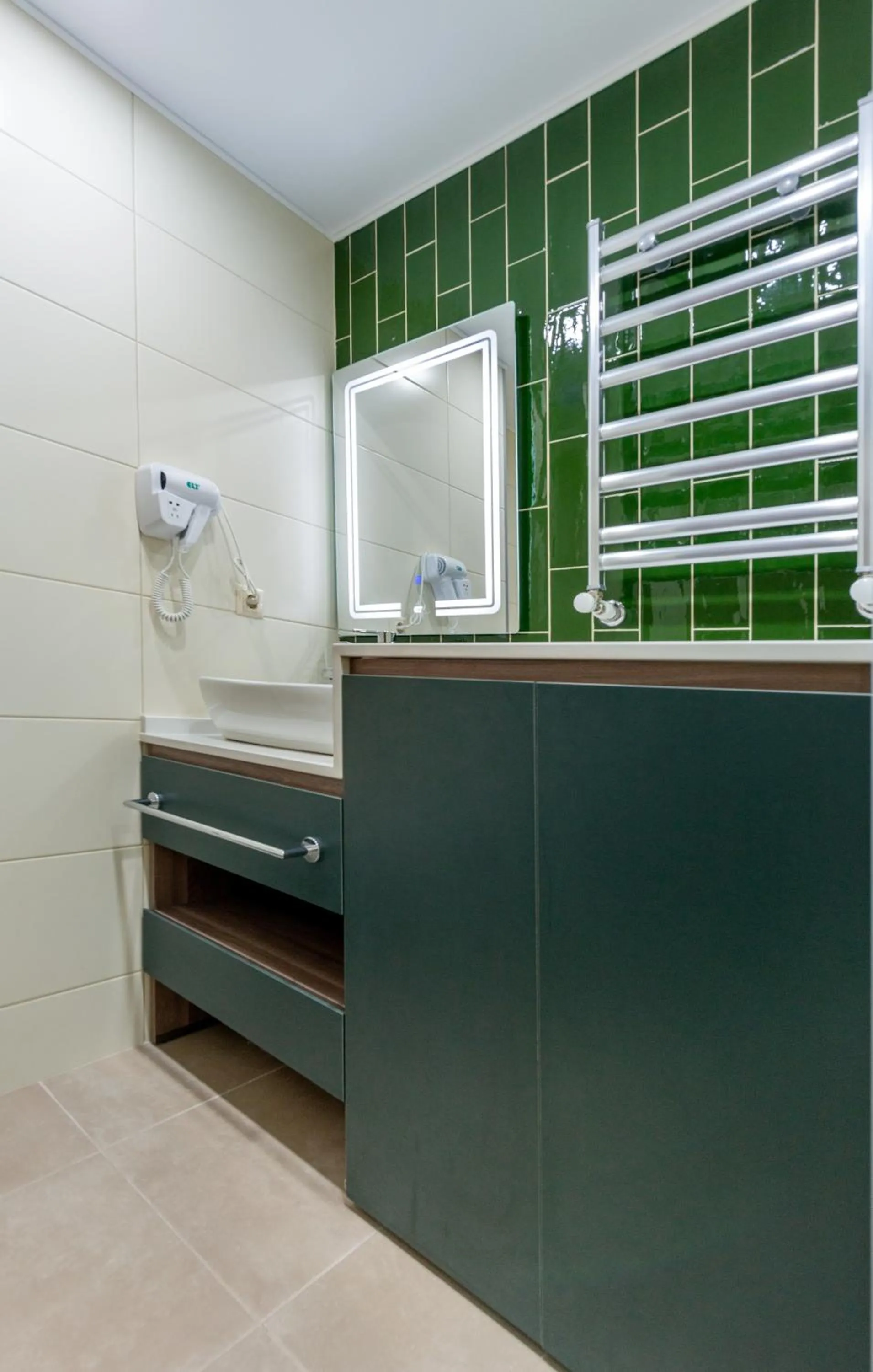 Bathroom in Sunshine Residence & Hotel