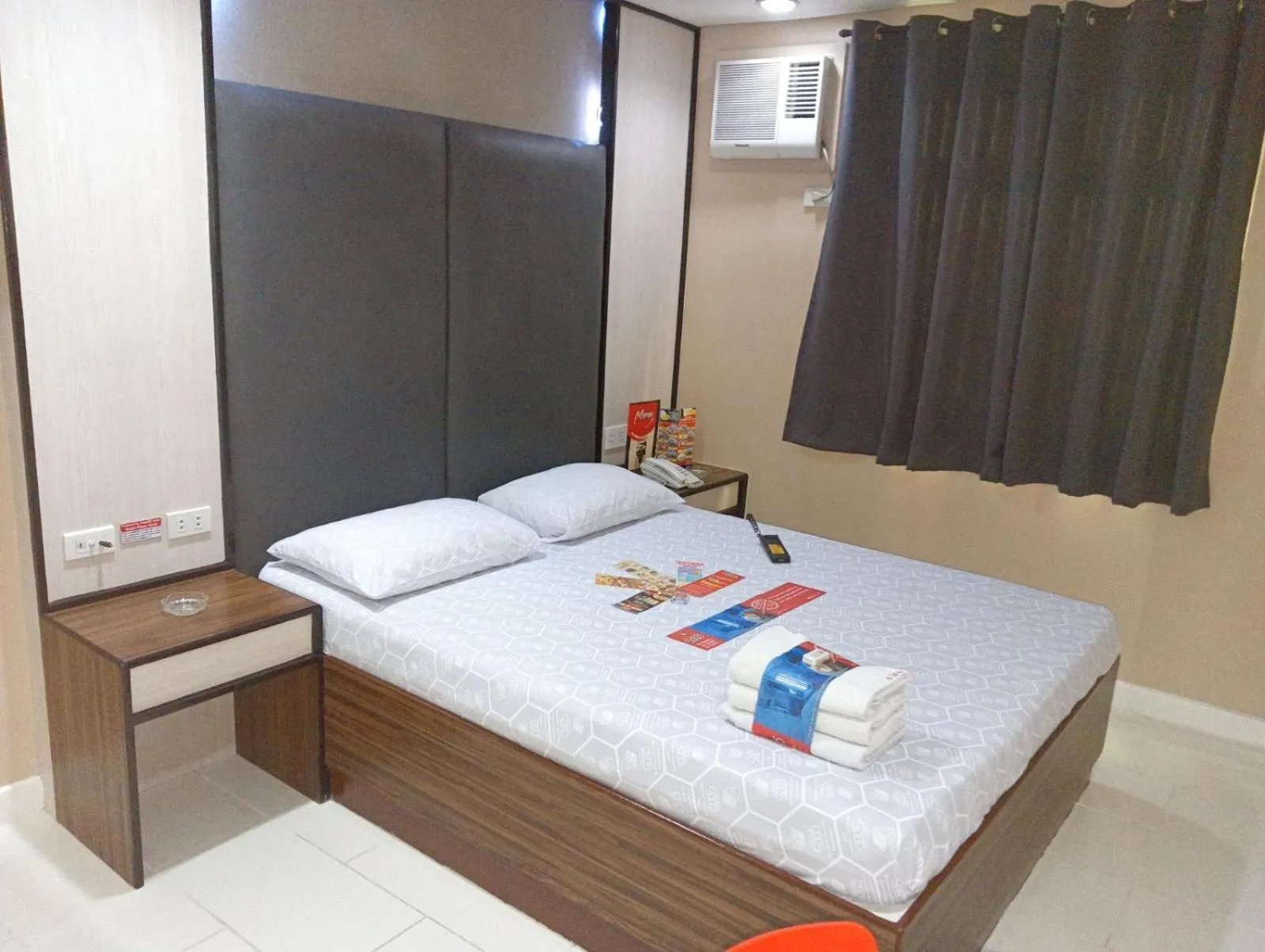 Bed in Hotel Sogo Mindanao Avenue