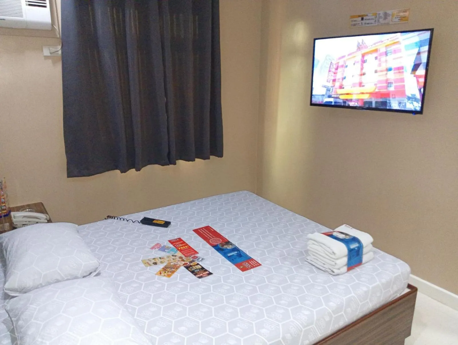 Bed in Hotel Sogo Mindanao Avenue