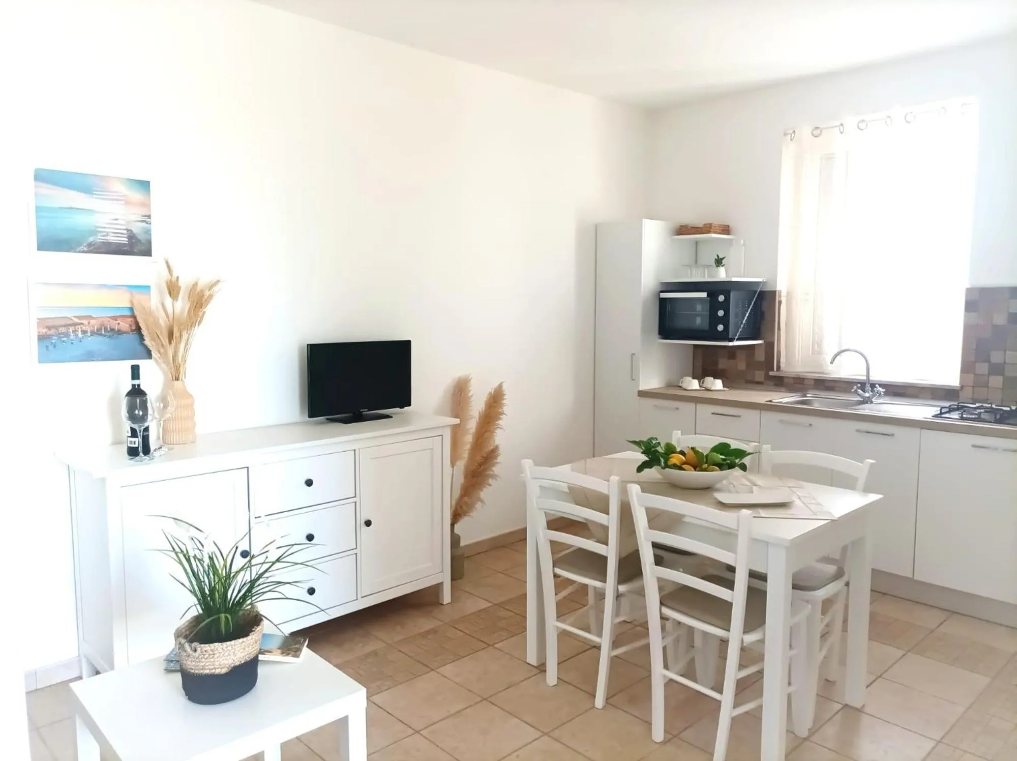 TV and multimedia in IL MELOGRANO RESIDENCE MARZAMEMI