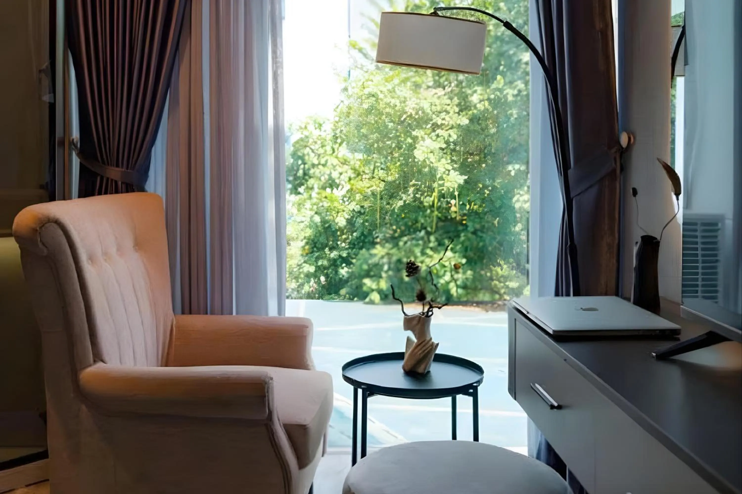 Living room in Simmi Signature Hotel & Apartment