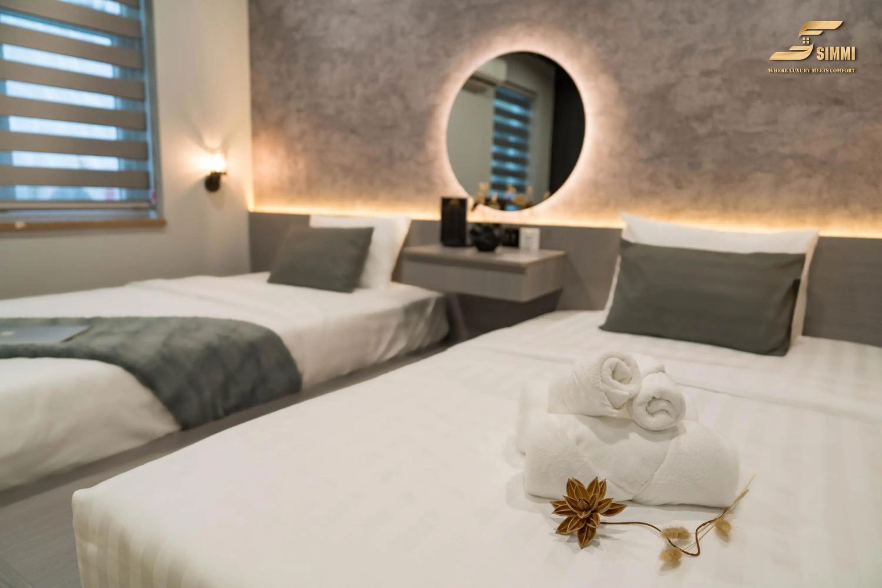 Photo of the whole room, Bed in Simmi Signature Hotel & Apartment